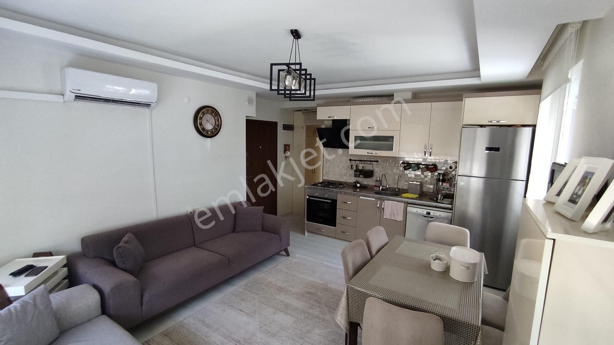 Uygun Fiyatlı Satılık Cam Balkonlu Daire