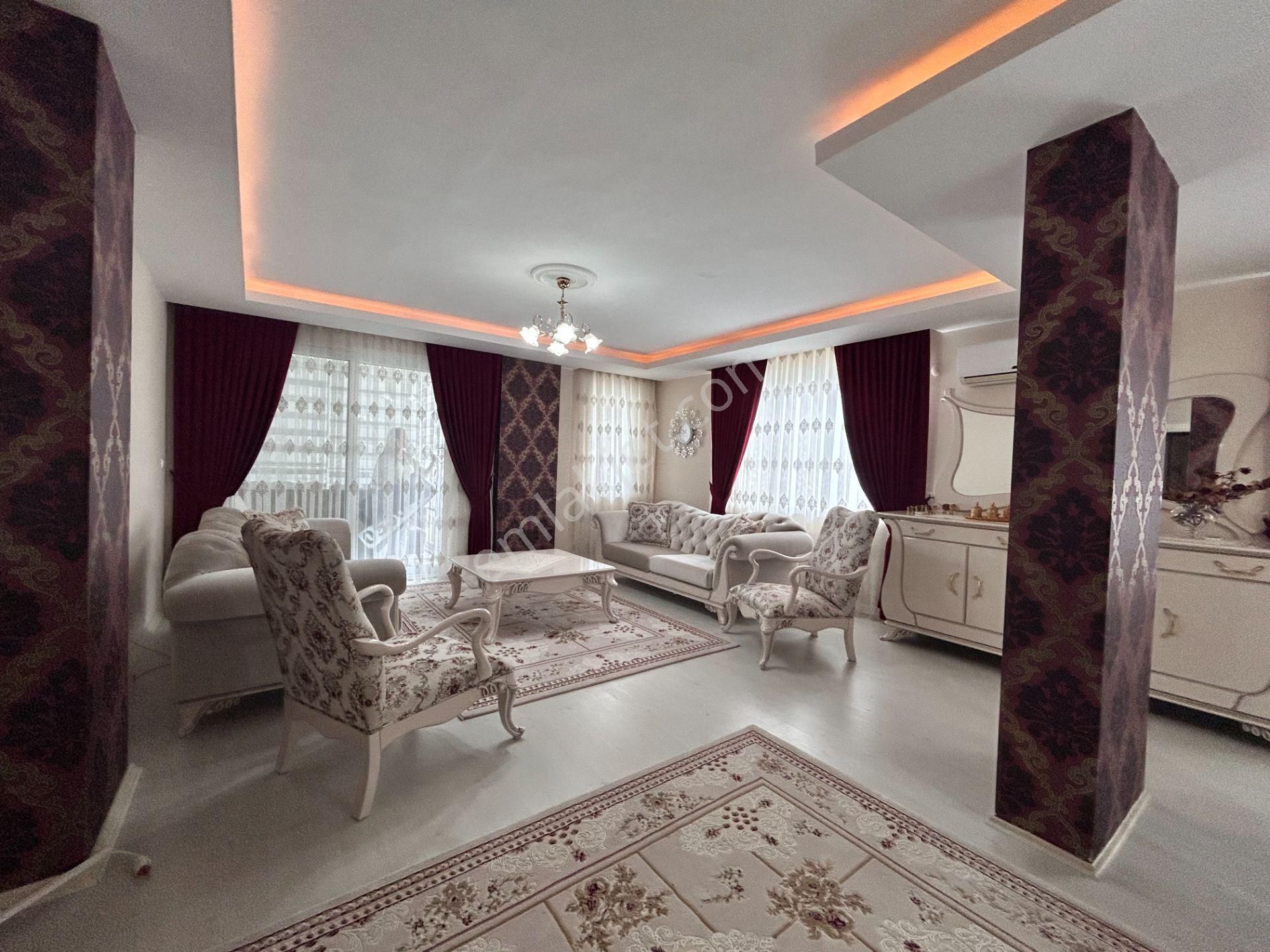 Alanya Cikcilli'de Kiralık 4+1 Mobilyalı Asansörlü Daire