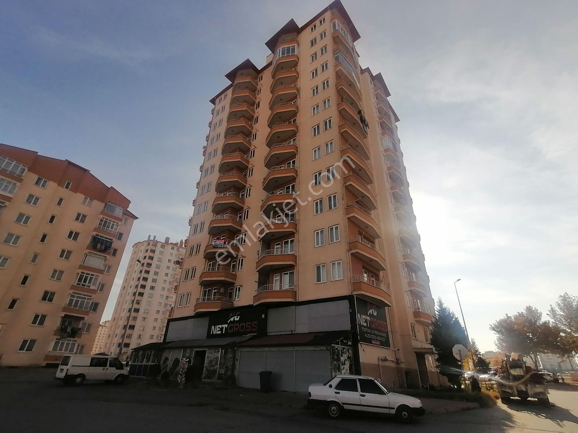 Belsin 30 Agustos Merkezi Isıtmalı 3+1 Kiralık Daire