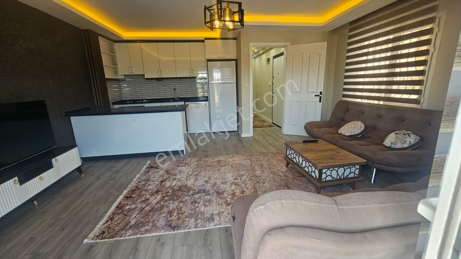 Çamlık Mahallesinde Denize 300 Mt 2+1 Satılık Daire