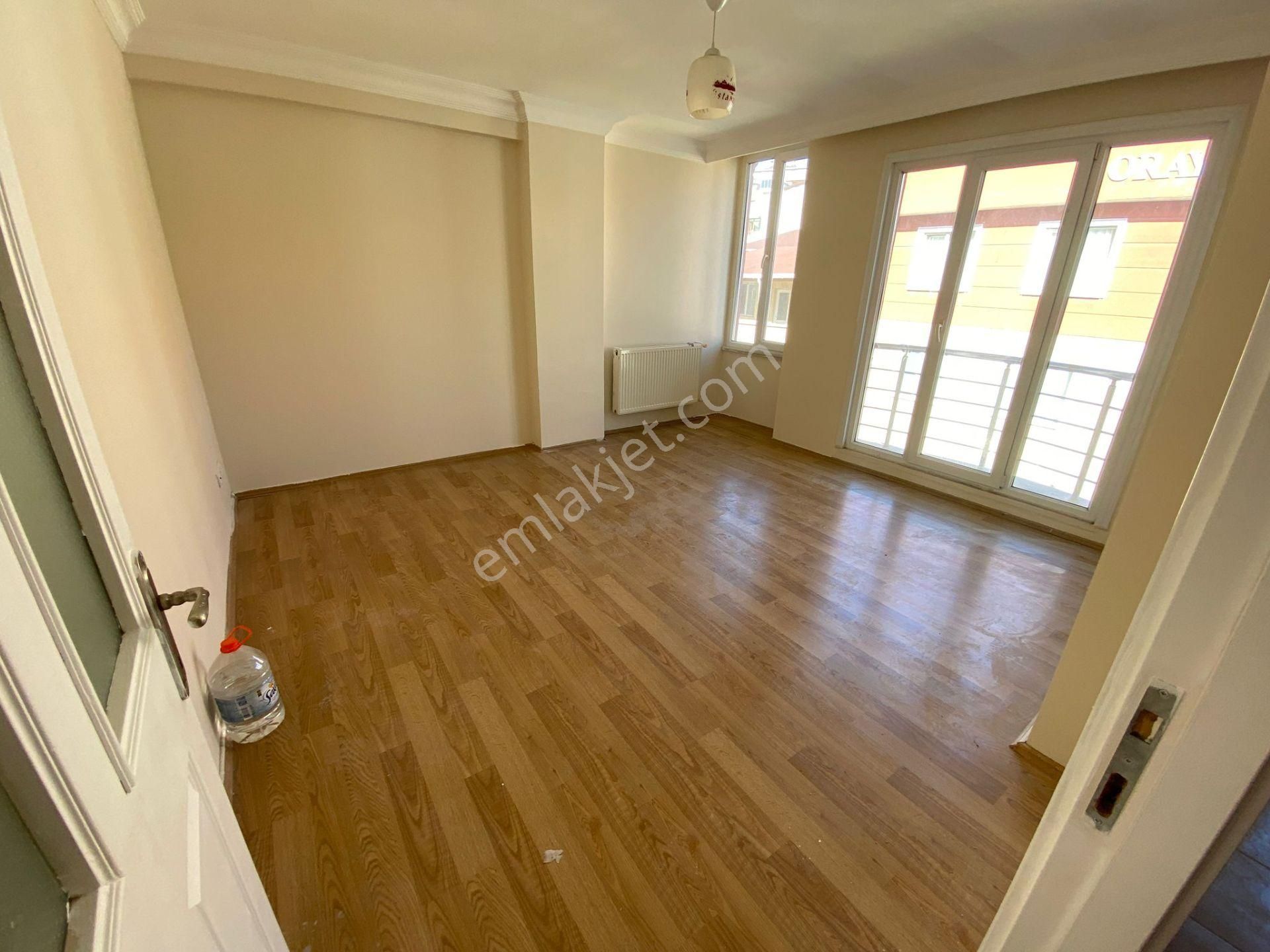 Çekmeköy Hamidiye Mah. İdeal Lokasyon Geniş 2+1 Kiralık Daire