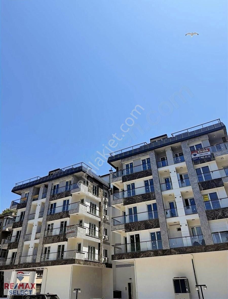 Bakırköy İncırlı Caddesi'nde Sıfır Binada Net 127 M2 Ofis