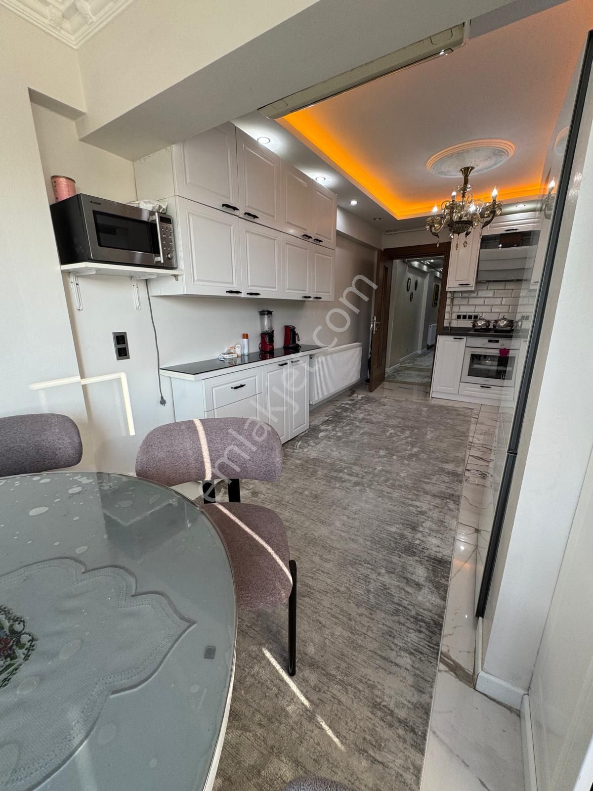 Bozköy Mahallesi 🏡 ✅3+1 130 M2 5 Katlınım 2 Katı ❇️kombi Petekli