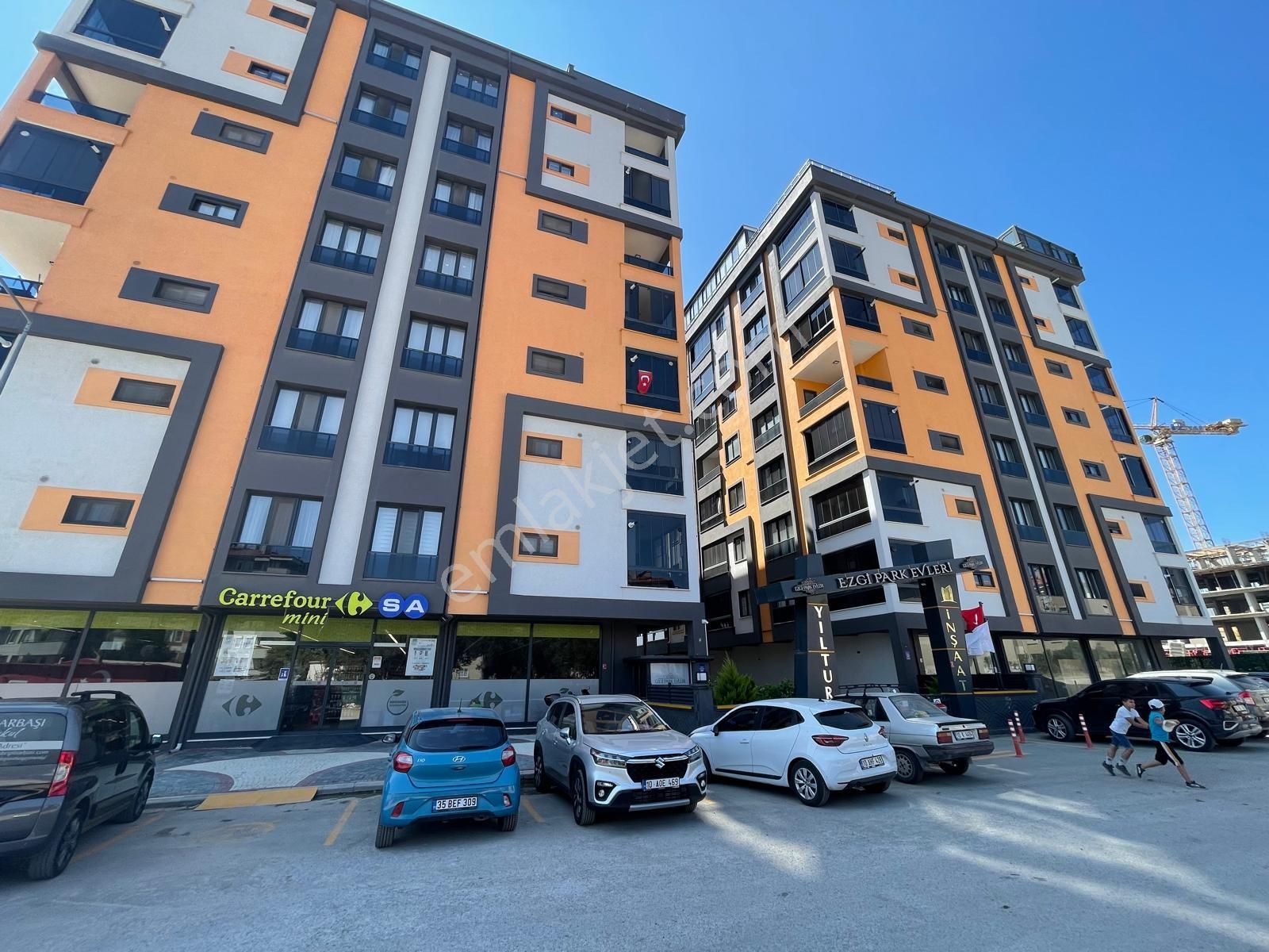 Poyraz Gayrimenkul'den Kadıköy'de Satılık Iltra Lüks Site İçinde 3+1 Daire