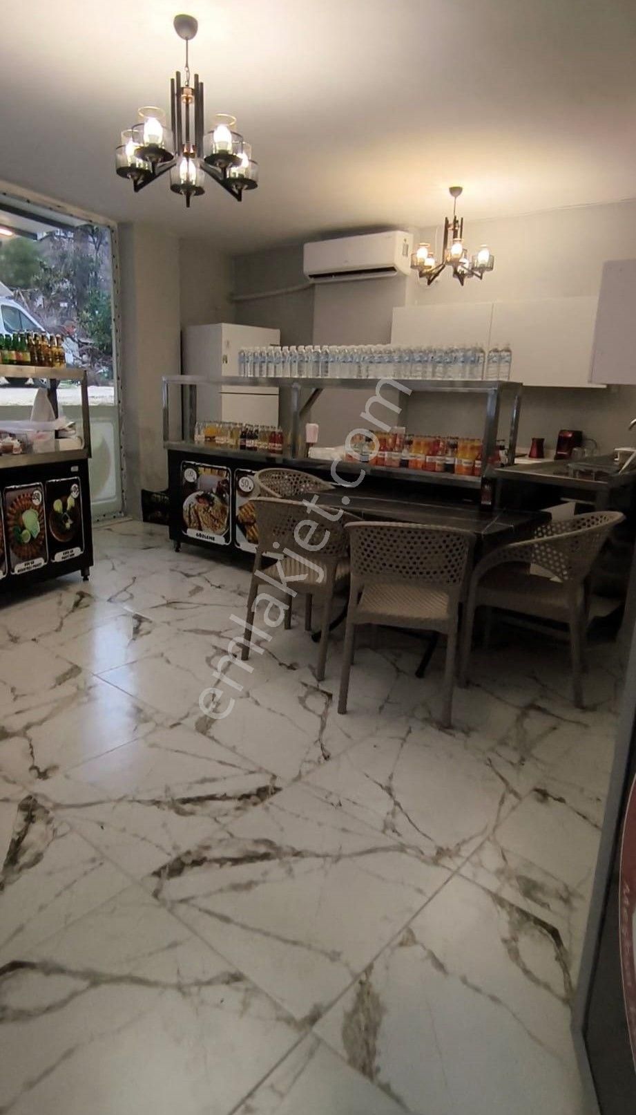Karınca'dan Davultepe Mh'de Aylık Ödemeli Eşyalı Kiralık Dükkan!