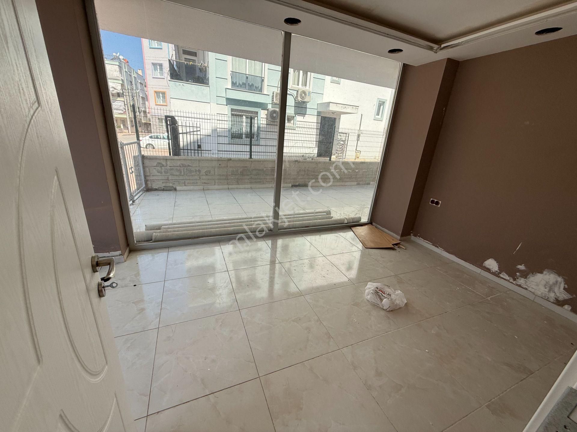 Güllüpınar Caddesi Üzerinde Kiralık Geniş Depolu Dükkan - Görsel 4