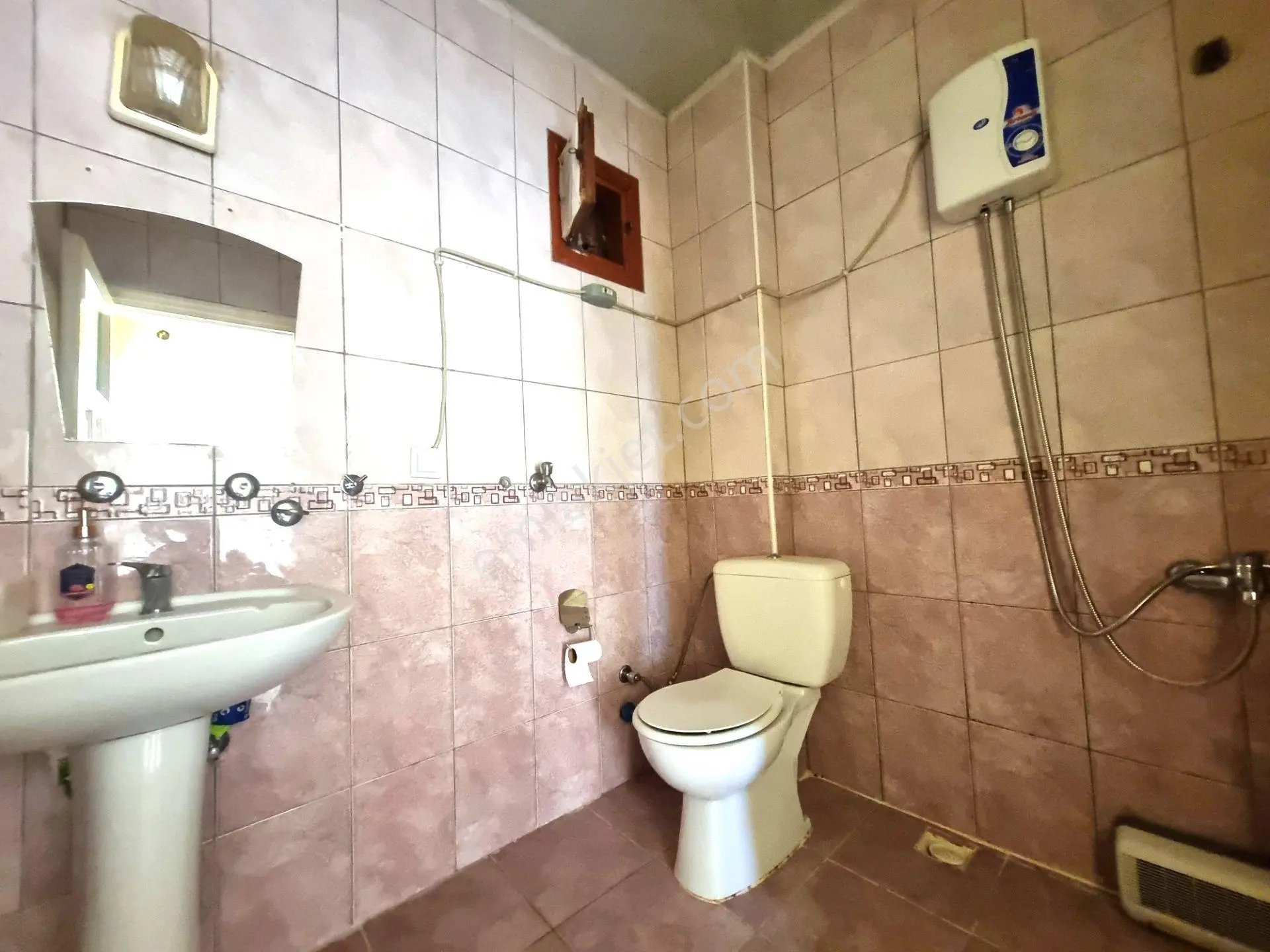 Alanya Tosmur Mahallesi'nde Denize 100 Metre Kiralık 1+1 Daire - Görsel 5