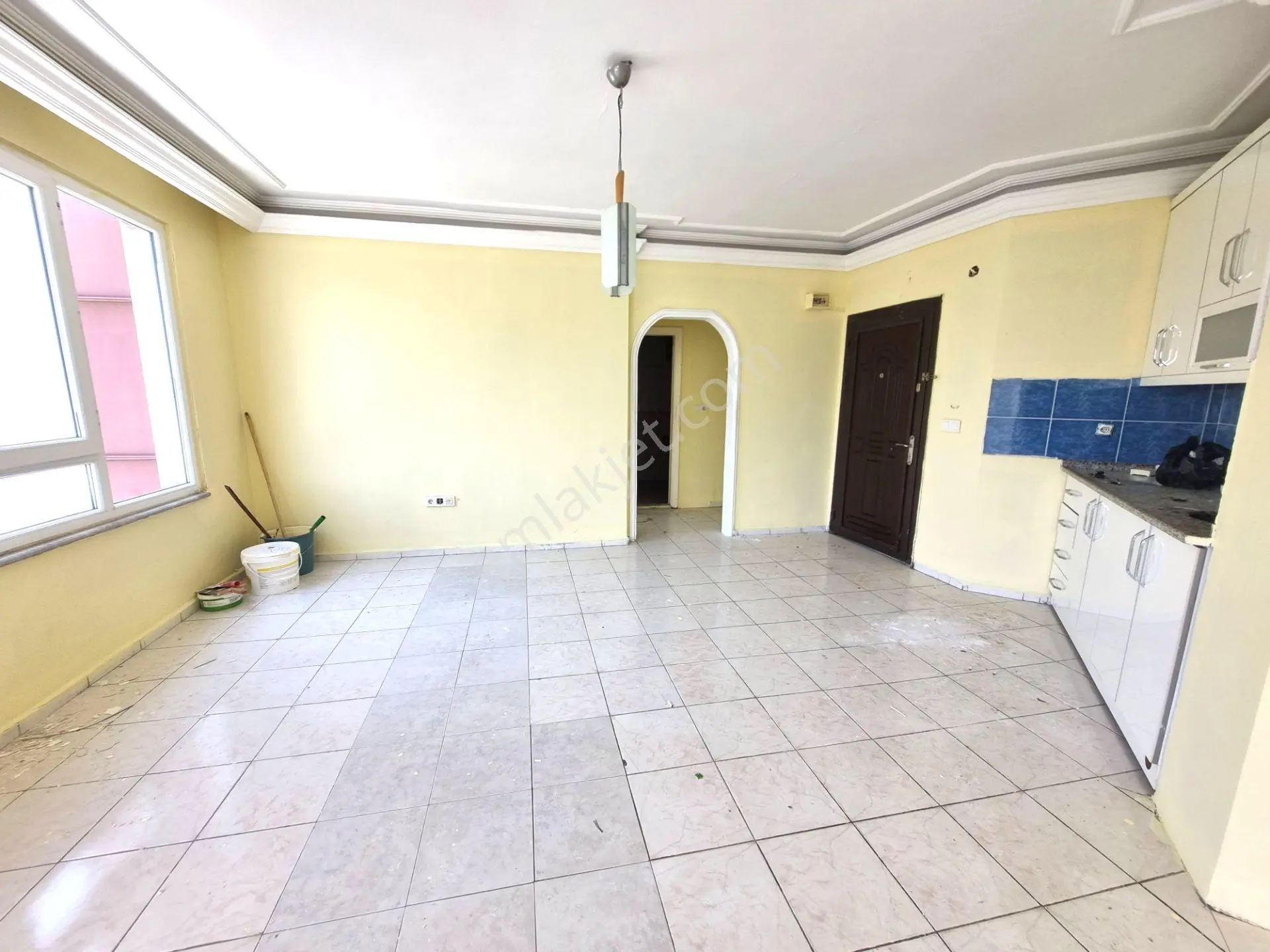 Alanya Tosmur Mahallesi'nde Denize 100 Metre Kiralık 1+1 Daire - Görsel 2