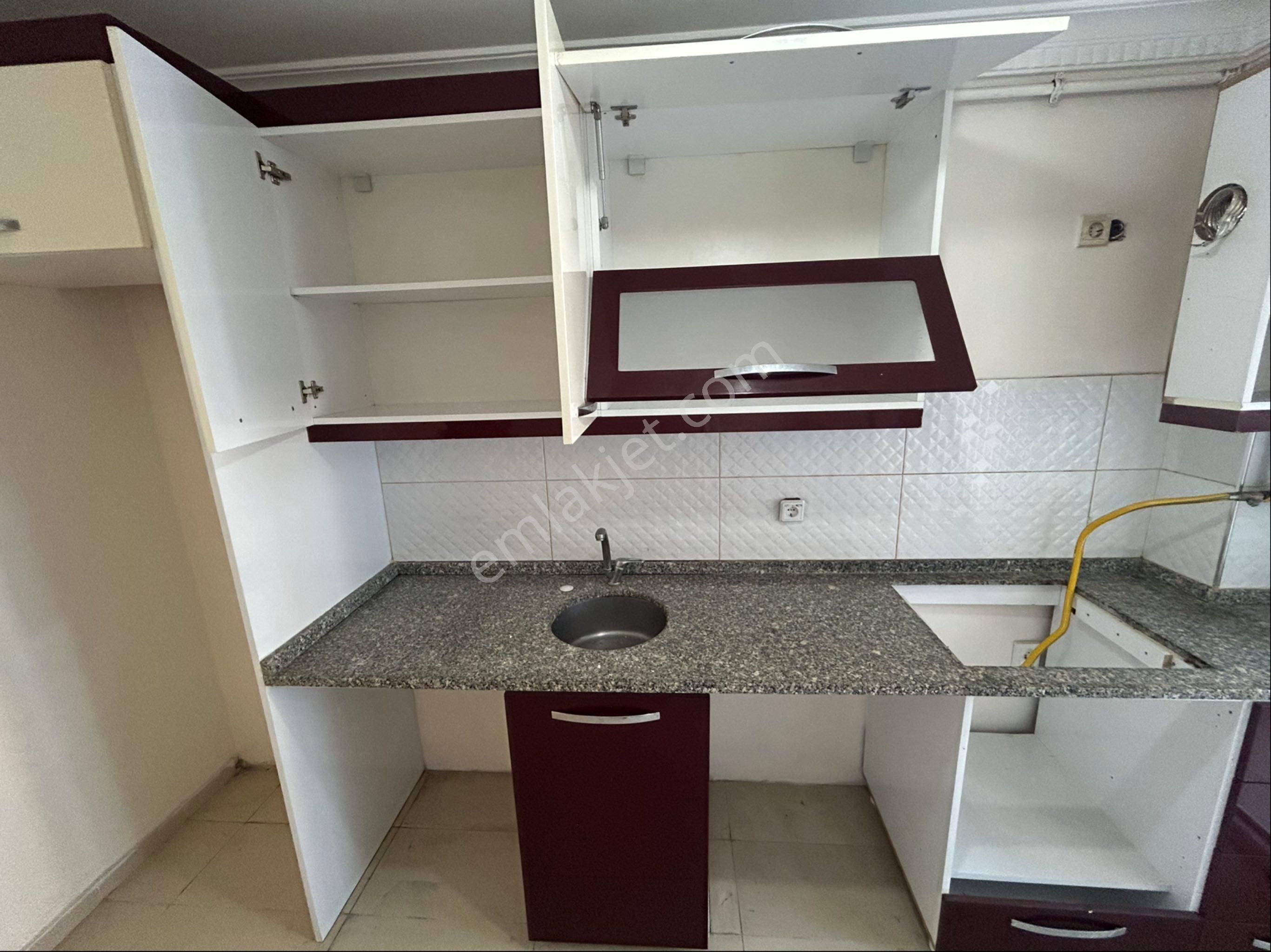 Metrobüse Yürüme Mesafesi Yeni Bina Satılık Arakat - Görsel 10