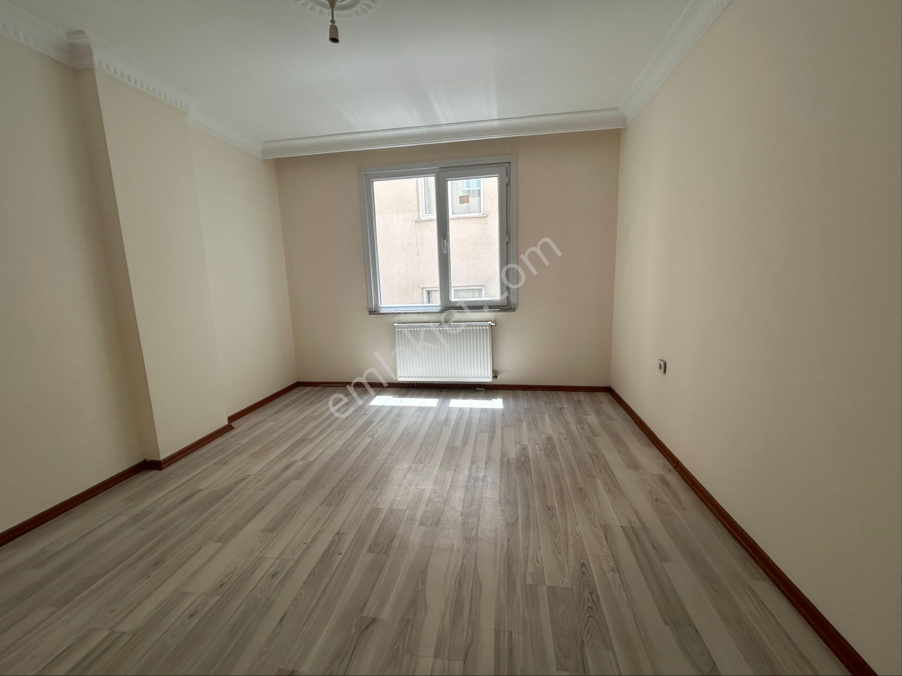 Metrobüse Yürüme Mesafesi Yeni Bina Satılık Arakat - Görsel 4