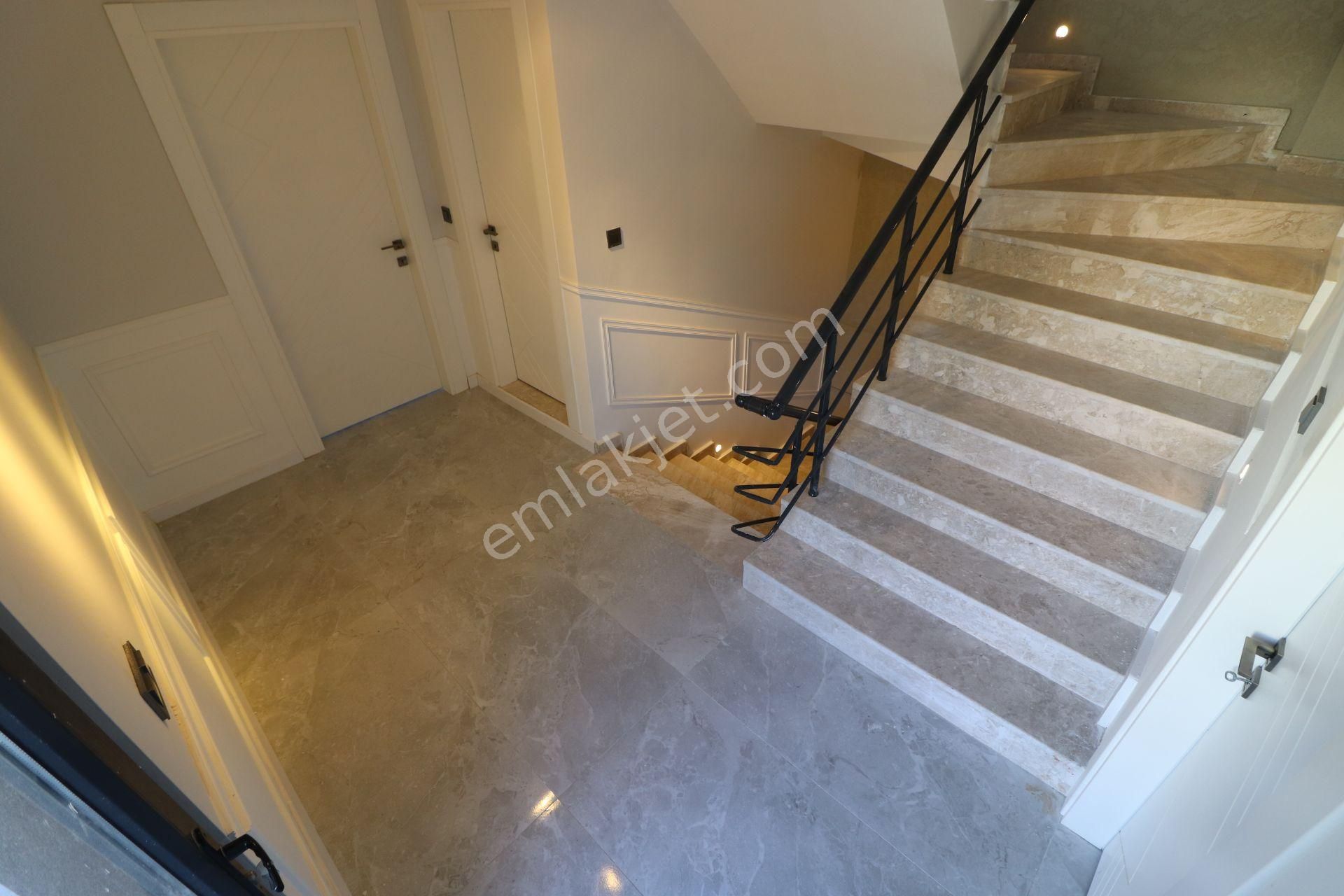 Irmaksudan Altınoluk Deniz Ve Dağ Manzaralı Satılık 5+1 Villa - Görsel 24