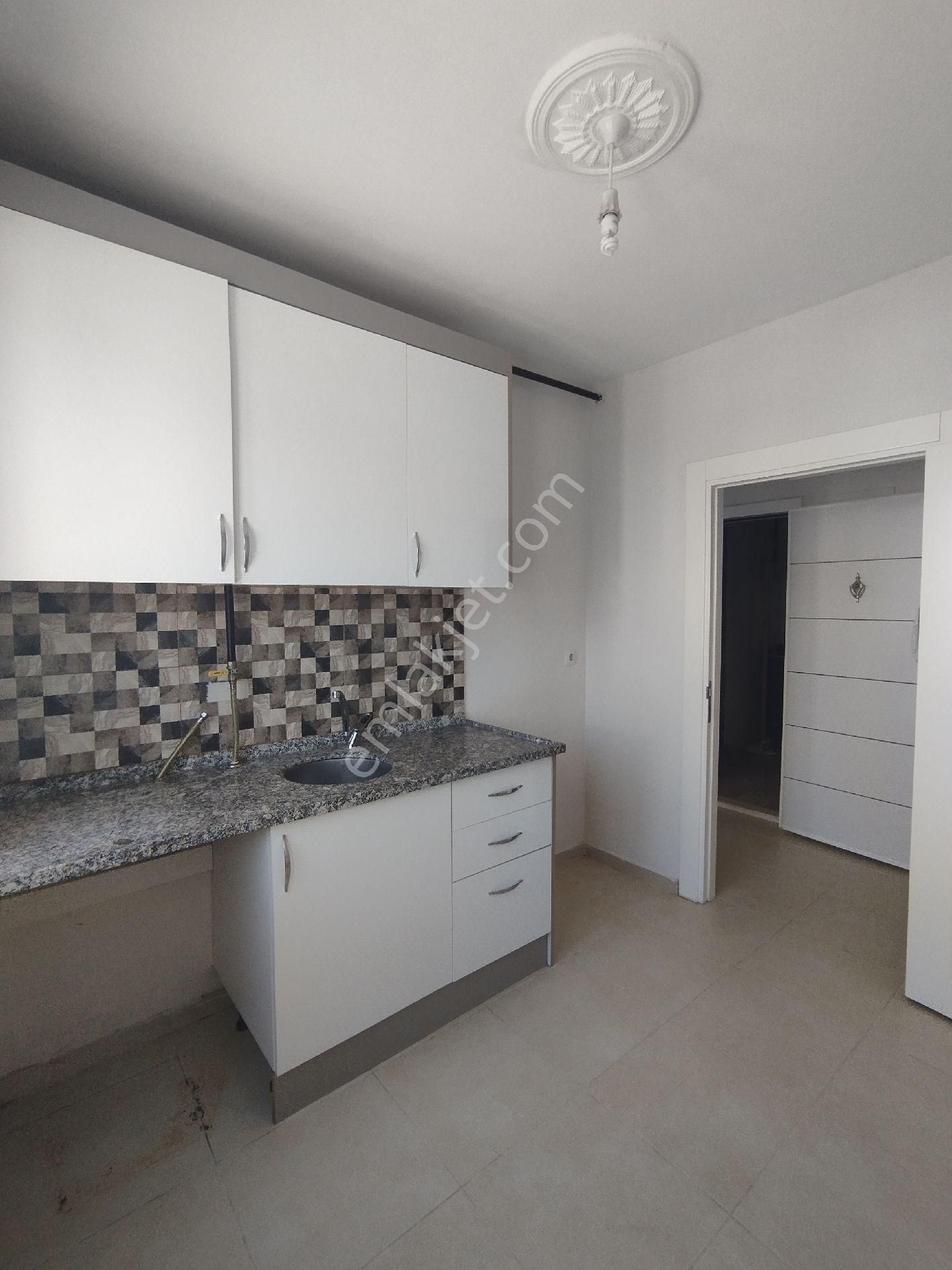 Coşkun Gayrimenkul'den 2+1 Bağımsız Mutfaklı Kiralık Daire