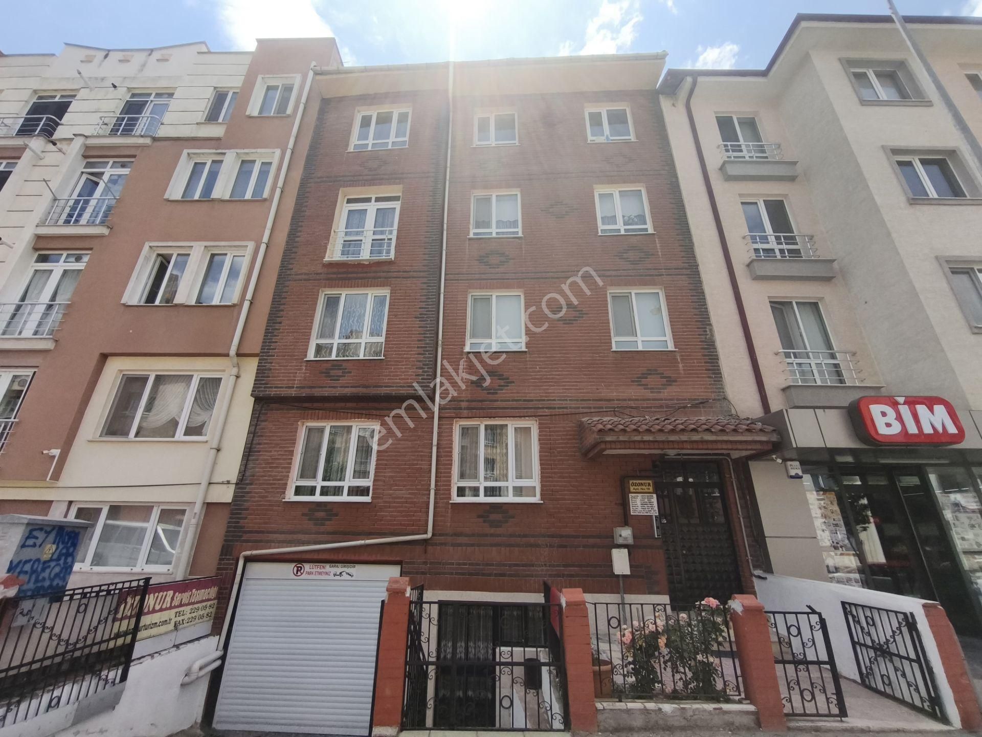 Dumlupınar Caddesi Üzeri Kiralık 2+1 Daire