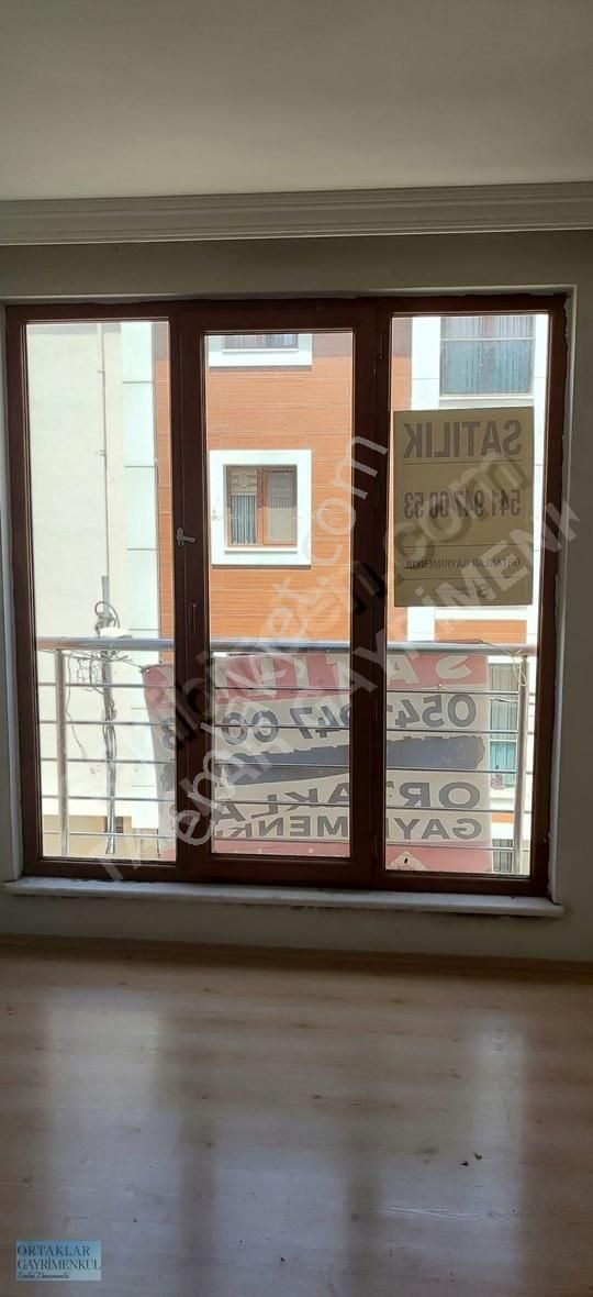 Sancaktepe Kemaltürklerde Feriha Öz Hastanesi Karşısında 2+1