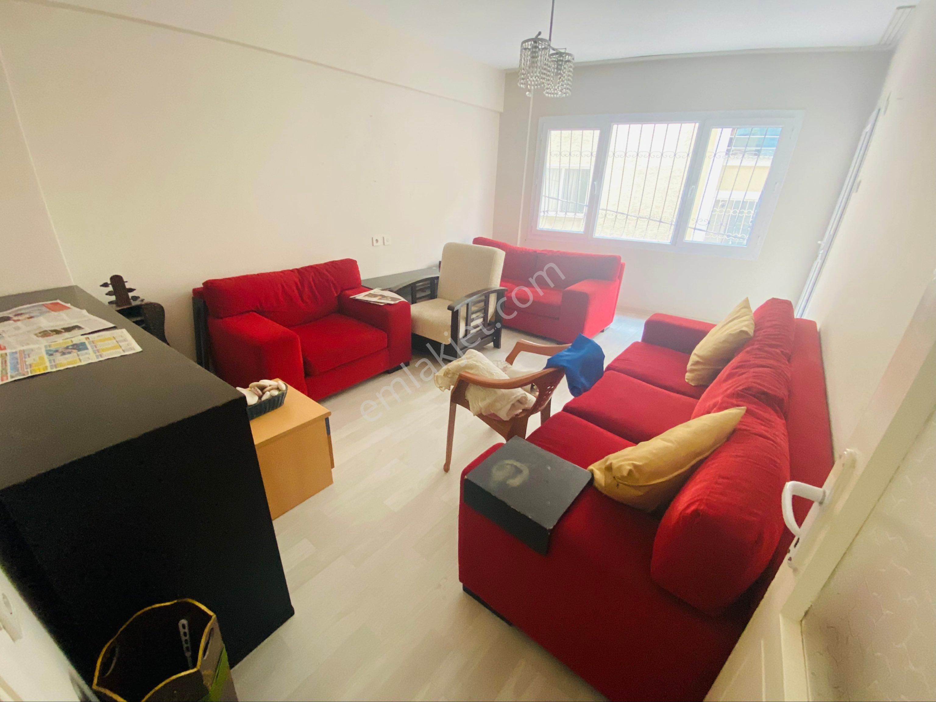İnönü Cadde Yakınında 2+1 90m2 Temiz Bakımlı Arakat