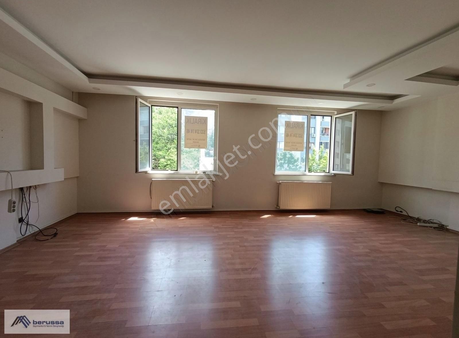 Bursa Nilüfer Beşevler Cadde 2+1 Kiralık Büro İşyeri