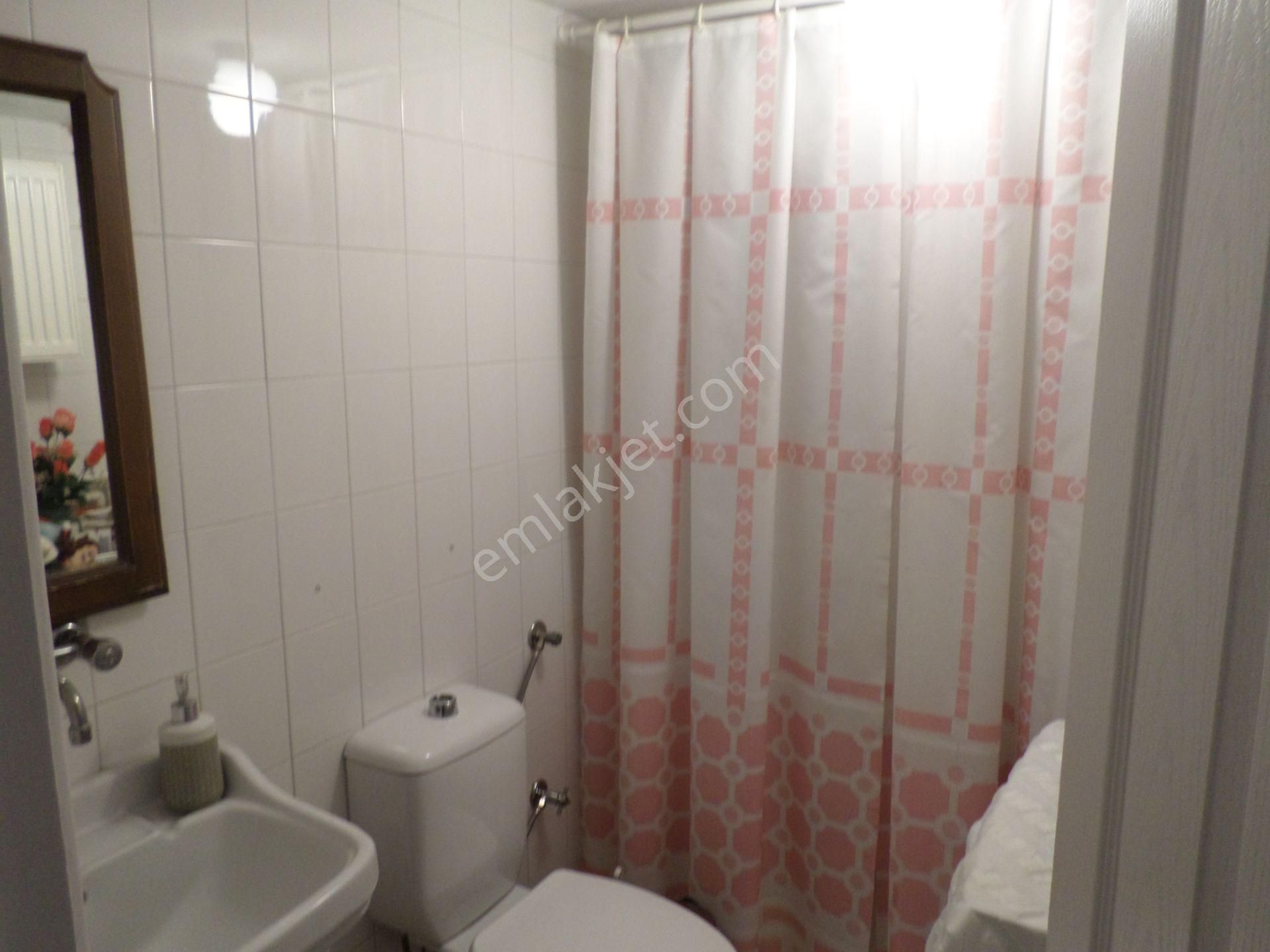 Mudanya H.paşa Mah.de Acil Satılık Daire 2.kat Tam Merkezde Düzayak Site Bahçe İçinde 3+1 Bakımlı - Görsel 24