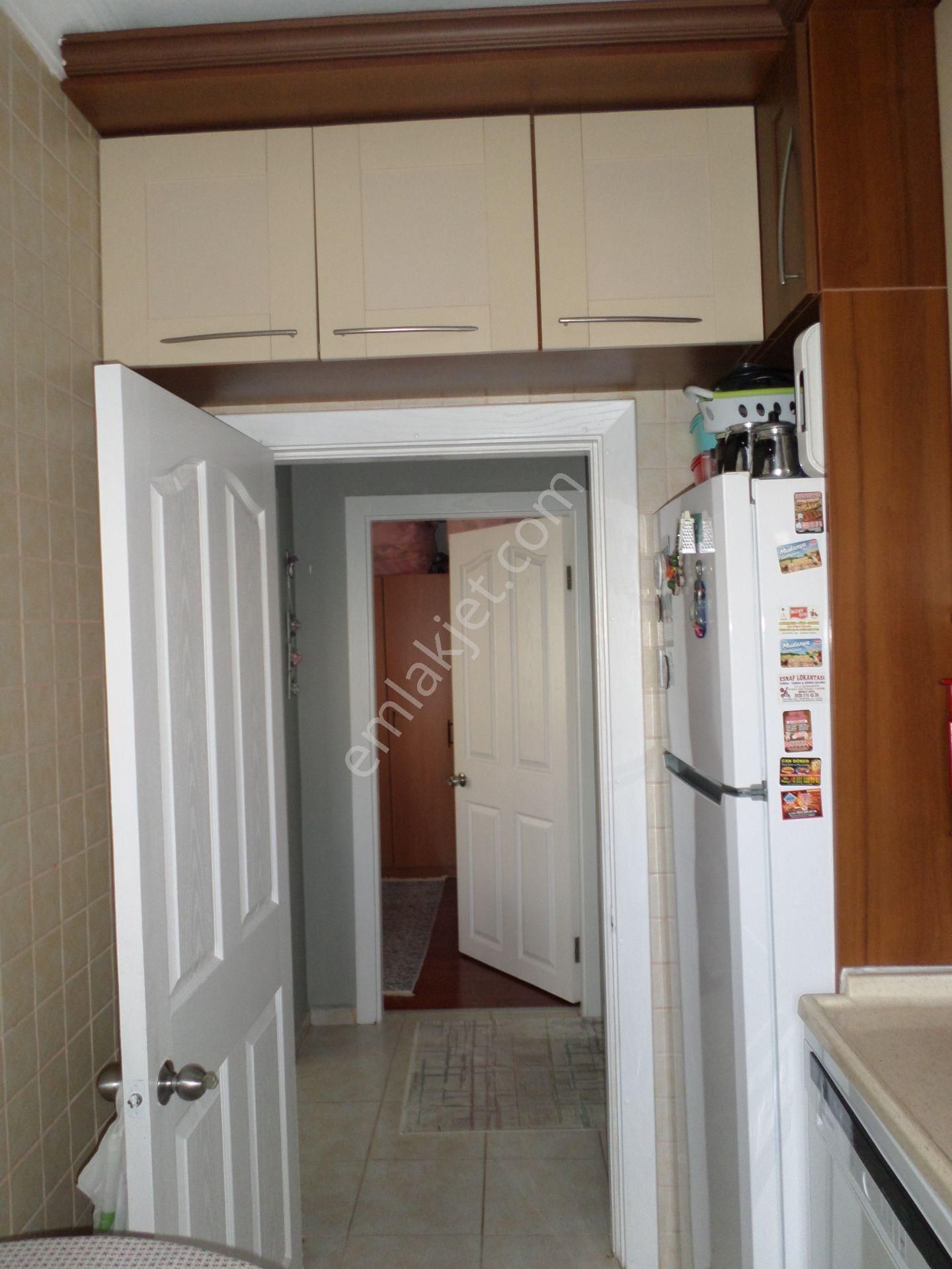 Mudanya H.paşa Mah.de Acil Satılık Daire 2.kat Tam Merkezde Düzayak Site Bahçe İçinde 3+1 Bakımlı - Görsel 19
