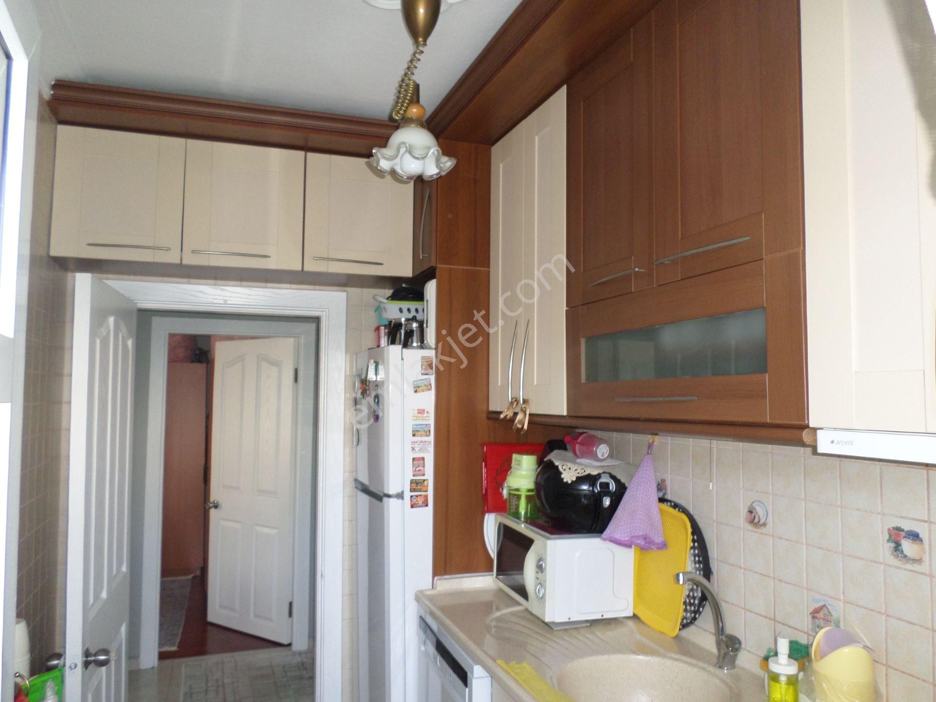 Mudanya H.paşa Mah.de Acil Satılık Daire 2.kat Tam Merkezde Düzayak Site Bahçe İçinde 3+1 Bakımlı - Görsel 15