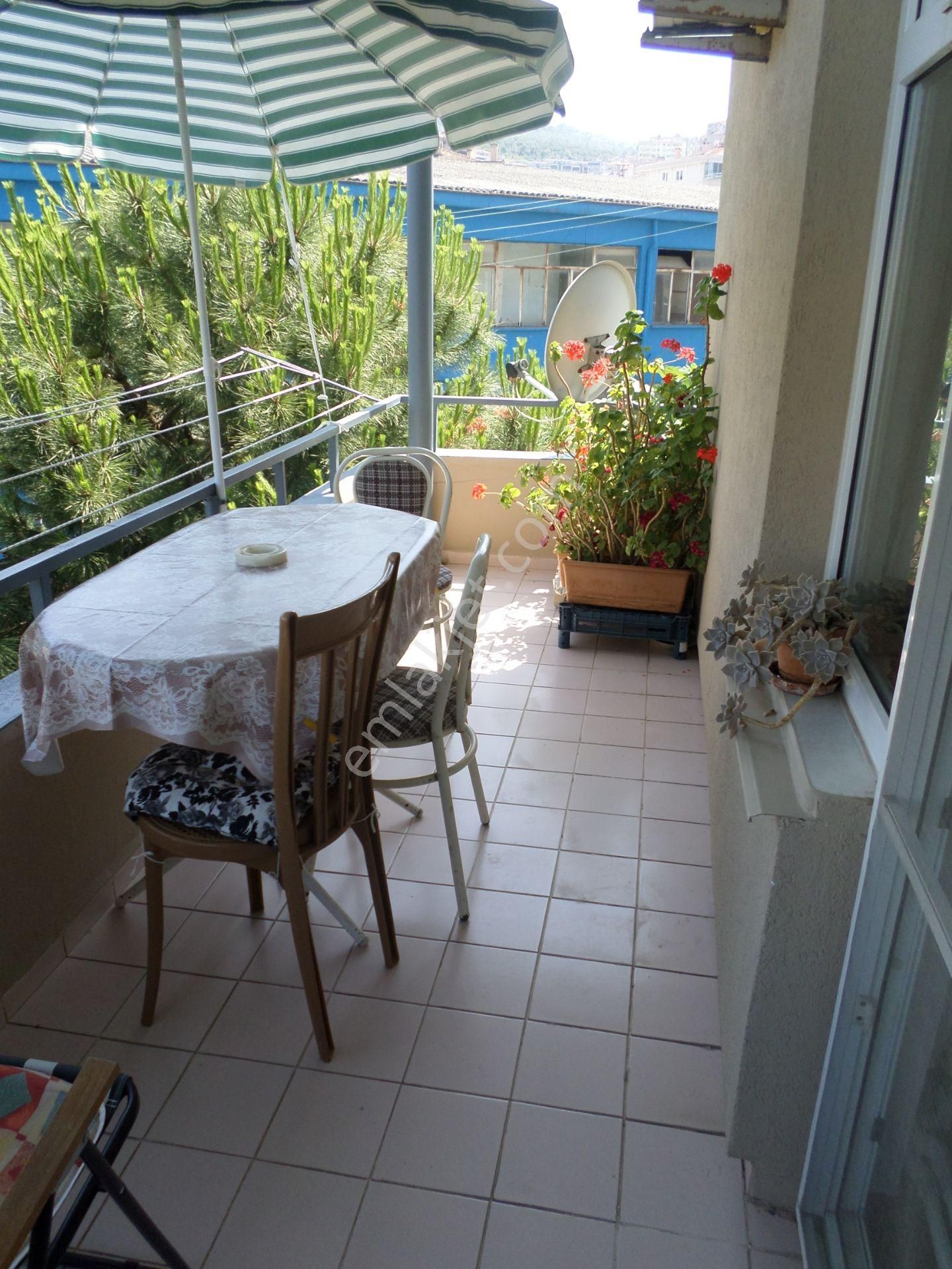 Mudanya H.paşa Mah.de Acil Satılık Daire 2.kat Tam Merkezde Düzayak Site Bahçe İçinde 3+1 Bakımlı - Görsel 17