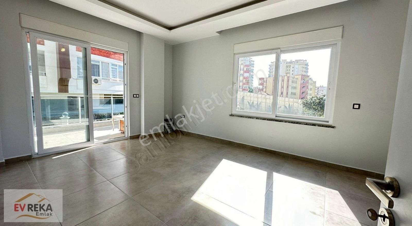 Alanya Mahmutlarda 1+1 55 M2 Rezidans