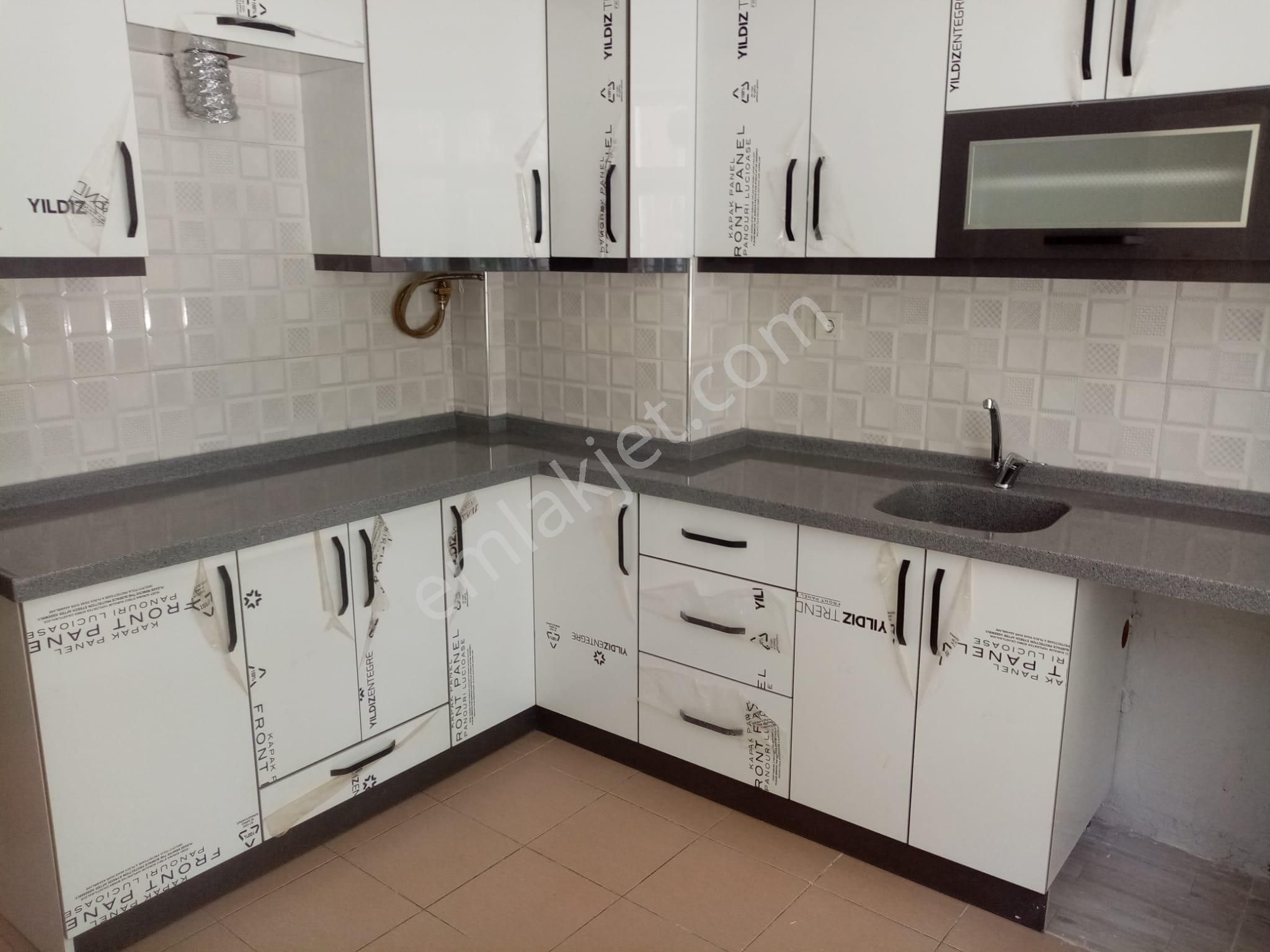Balıkesir Bahçelievler.demirdağ Emlaktan Kiralık 2+1 Daire