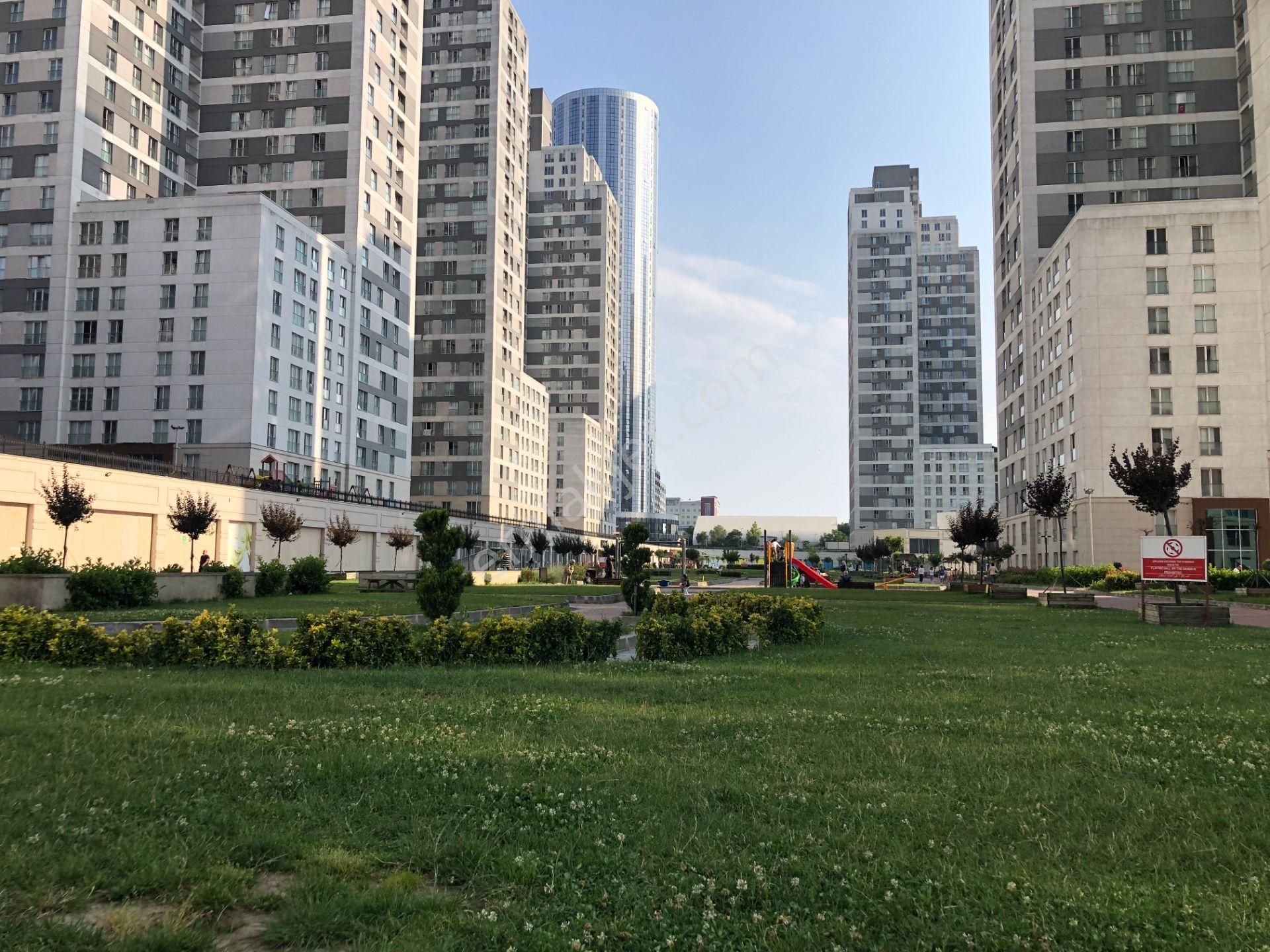 Kristalşehir'de Satılık C Tipi 1+1.5 Daire Metrobüse Komşu