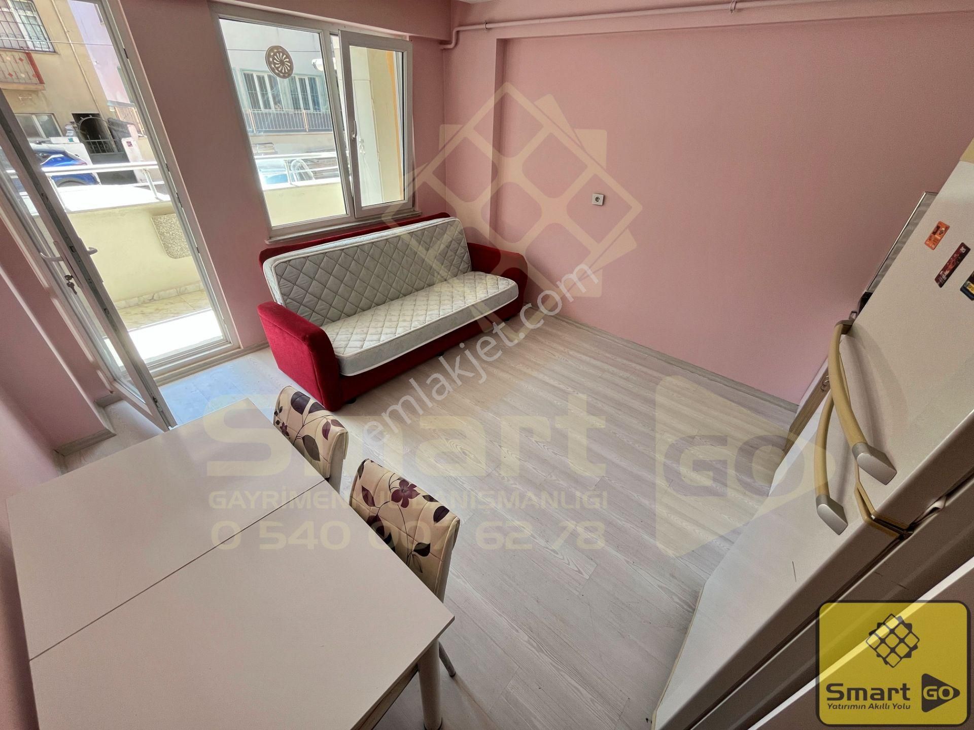 600 Evler Mahallesi'nde 1+1 Kiralık Eşyalı Daire