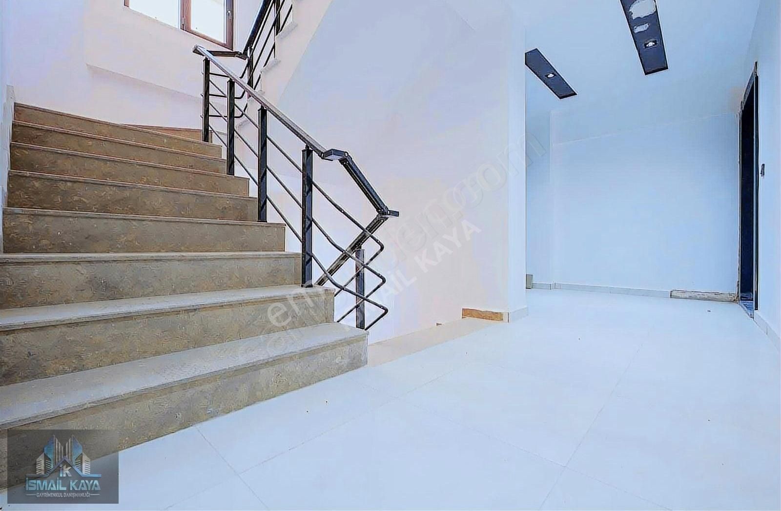 Döşemealtı Yeniköy 1+1 50 M2 Sıfır Asansörlü