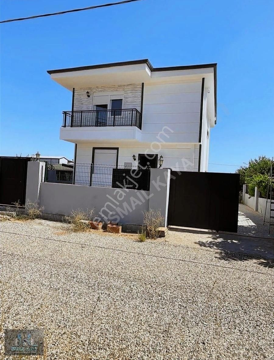 Kepez Odabaşında 3+1 160 M2 Geniş Bahçeli Villa