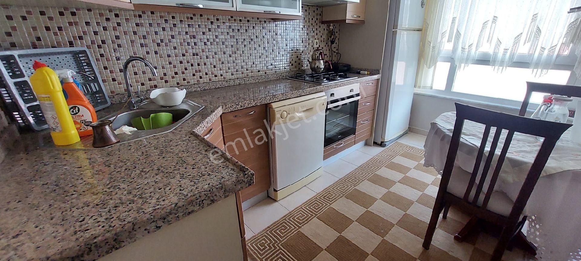 Bahçelievler Soğanlı Da 120m2 Satılık 3+1 Daire