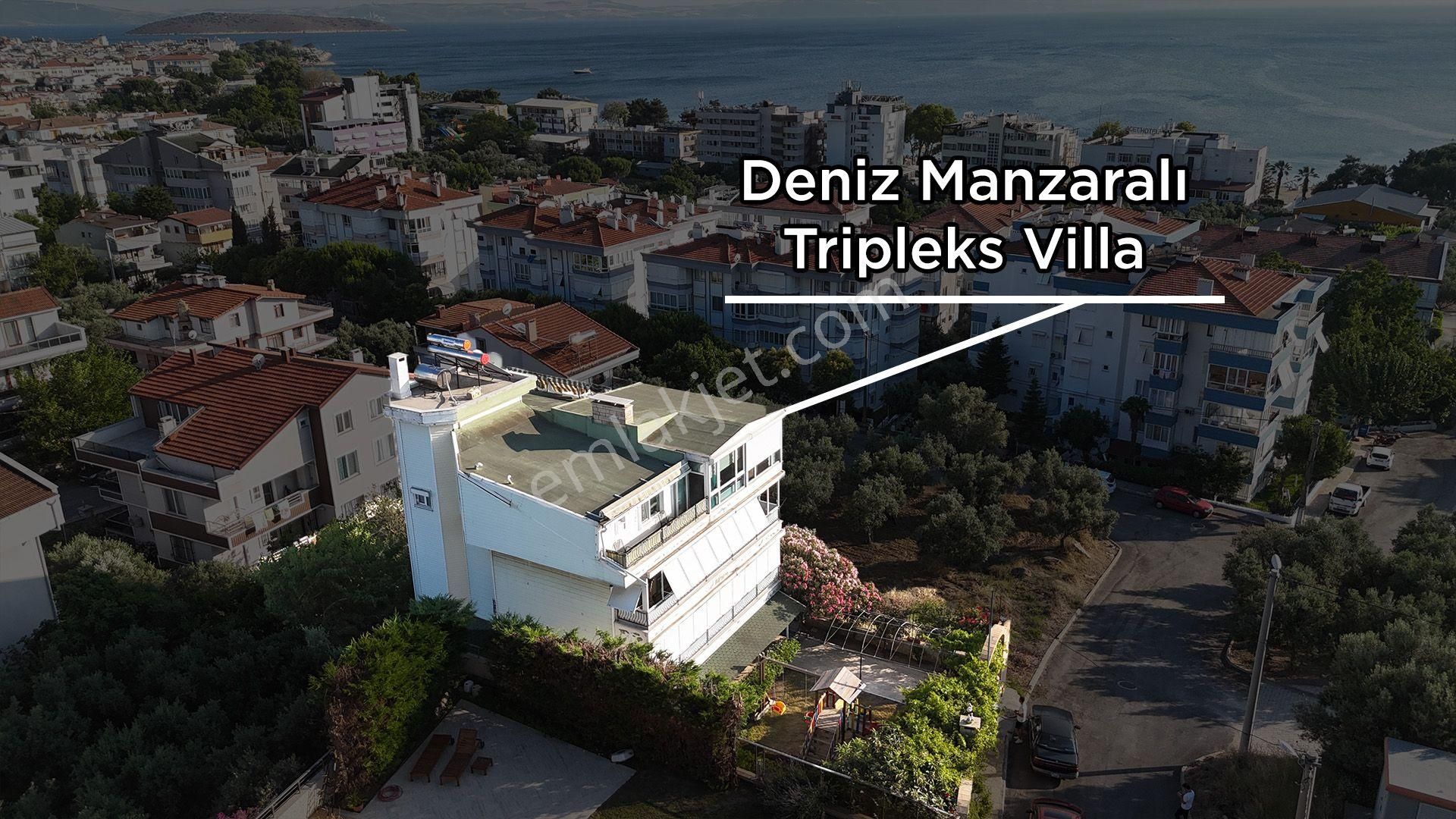 Re/max İnci'den Erdek'te Deniz Manzaralı Ve Bahçeli Satılık Tripleks Villa