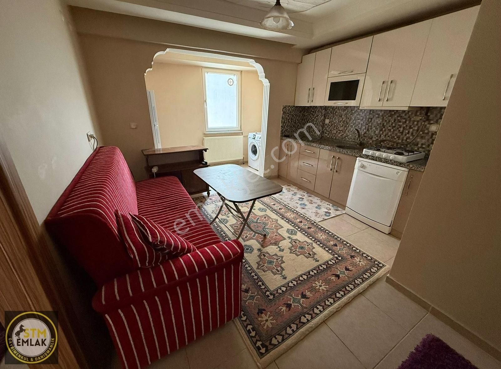 Stm Emlaktan 17 Eylül Mah.'de Eşyalı Kiralık 1+1 Daire