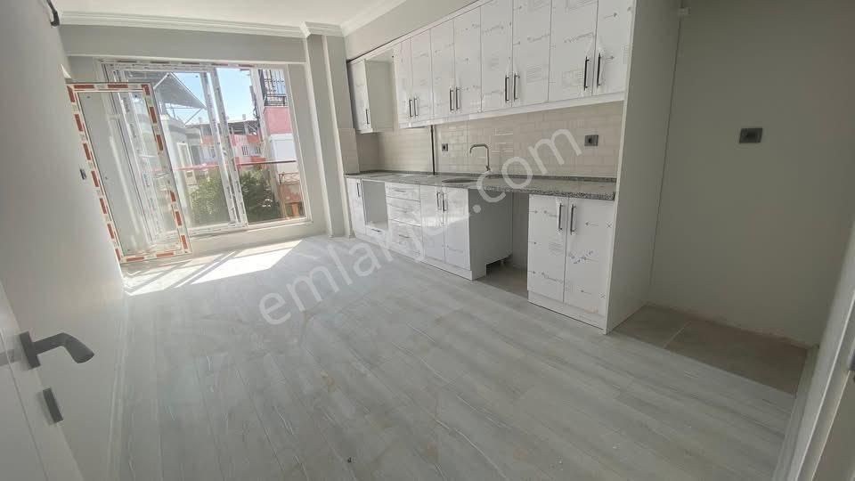 Yeni Mahallede Kiralık 2+1