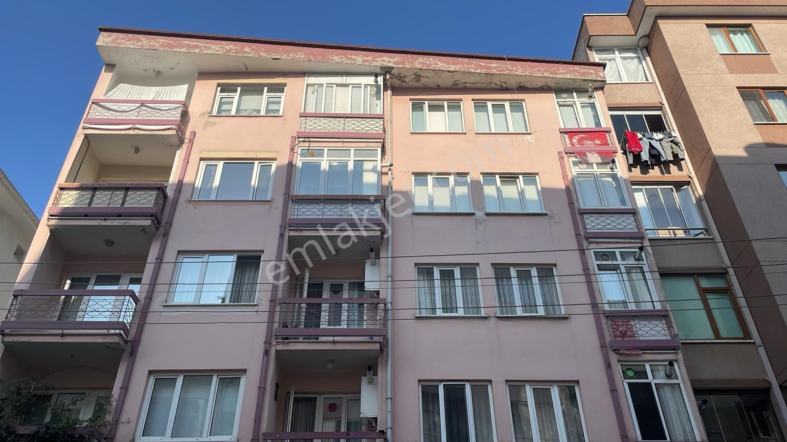 Bursa Kılıç Tan Mollaarap Ta Satılık 4.katta Asansörlu 3+1 Daire