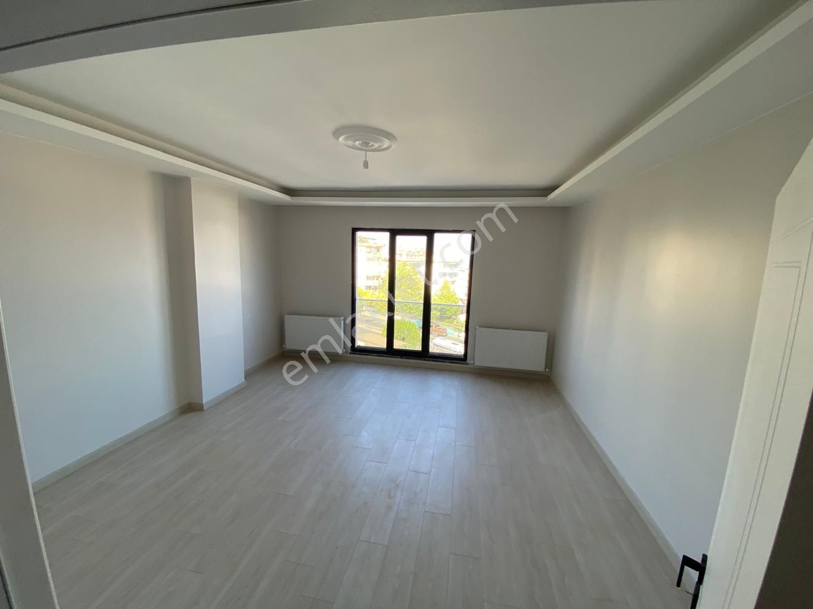 Ekşioğlu 'dan Tekirdağ Süleymanpaşa 100 Yıl Mahallesinde Kiralık Daire 2+1