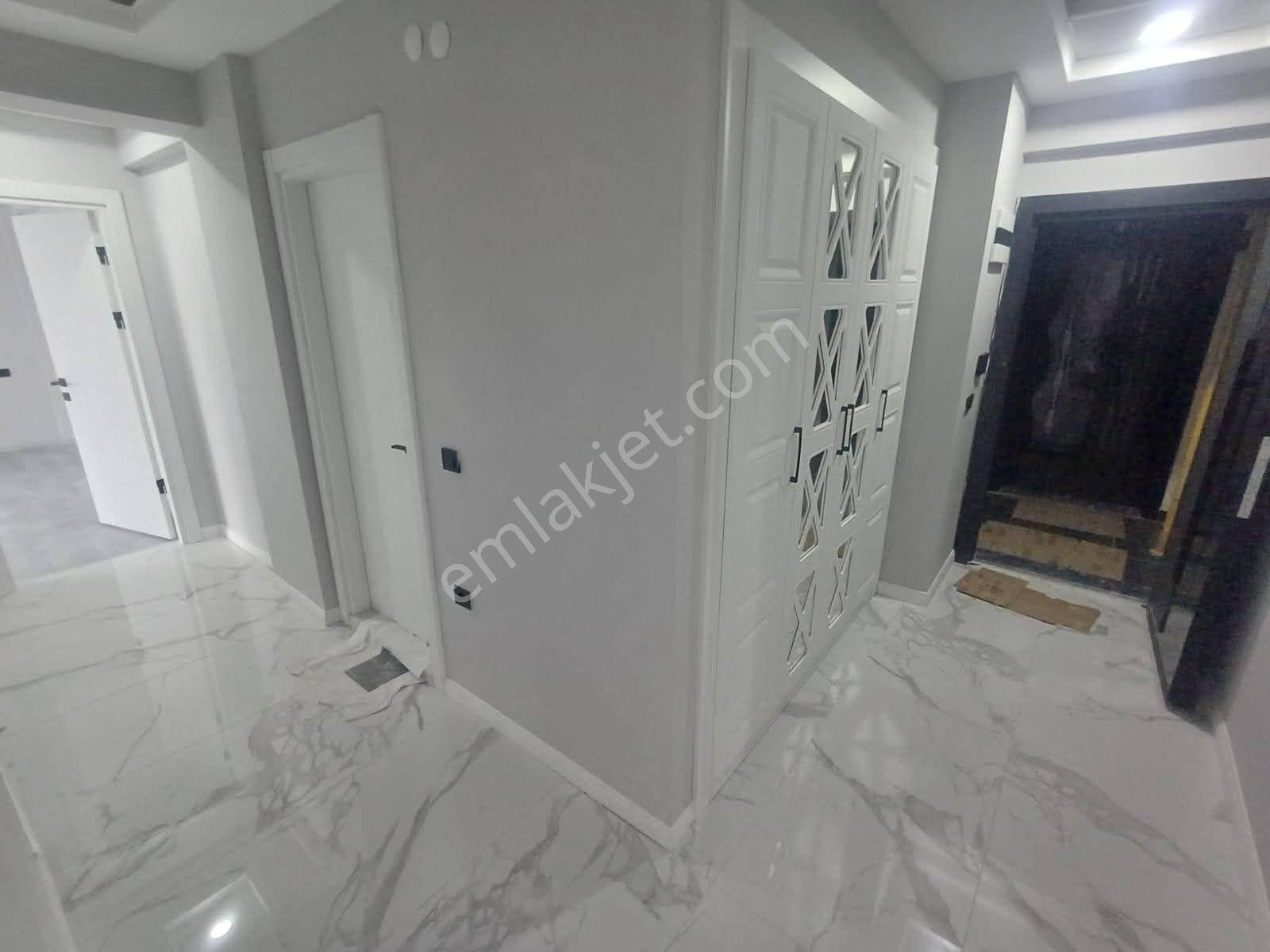 Samsun İlkadım Çatalarmut Ebeveyn Banyolu 2+1 Kiralık Daire