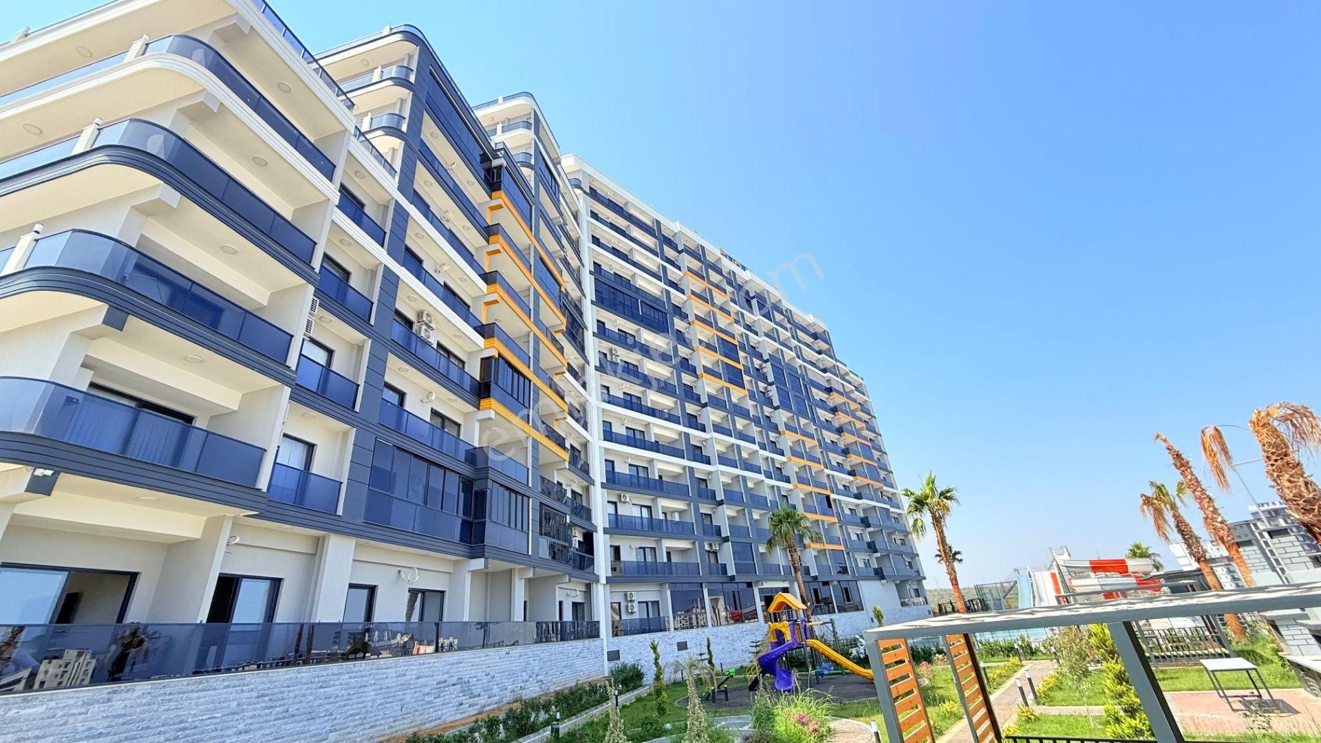 "ayaş'ta 2+1 Ultra Lüks Satılık Daire, Deniz Manzaralı, Havuzlu Site İçerisinde"