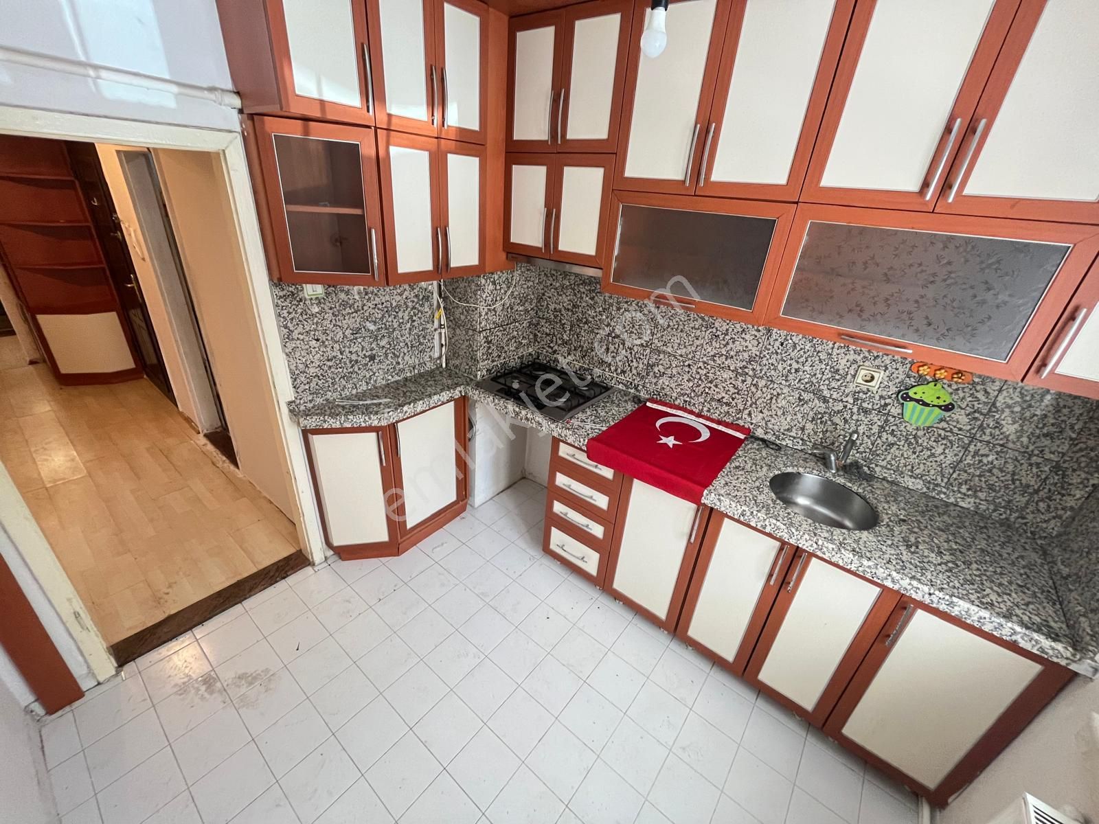 Mareşal Çakmak Mah 2+1 İnanılmaz Fiyatlı Satılık Daire