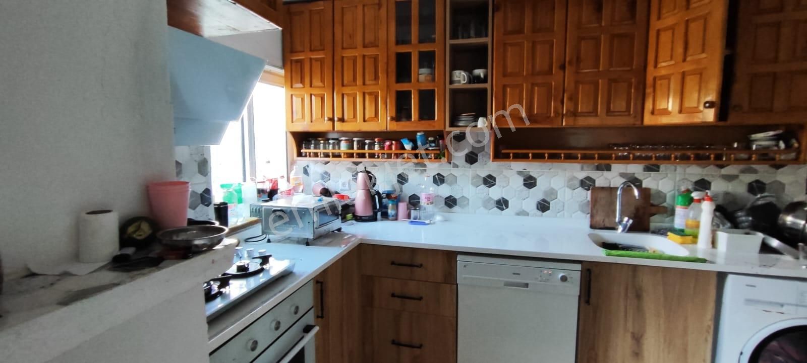 Ortaca Cumhuriyet Mah. 357 M2 Arsa İçinde 3 Katlı Ev Komple Satılık - Görsel 9