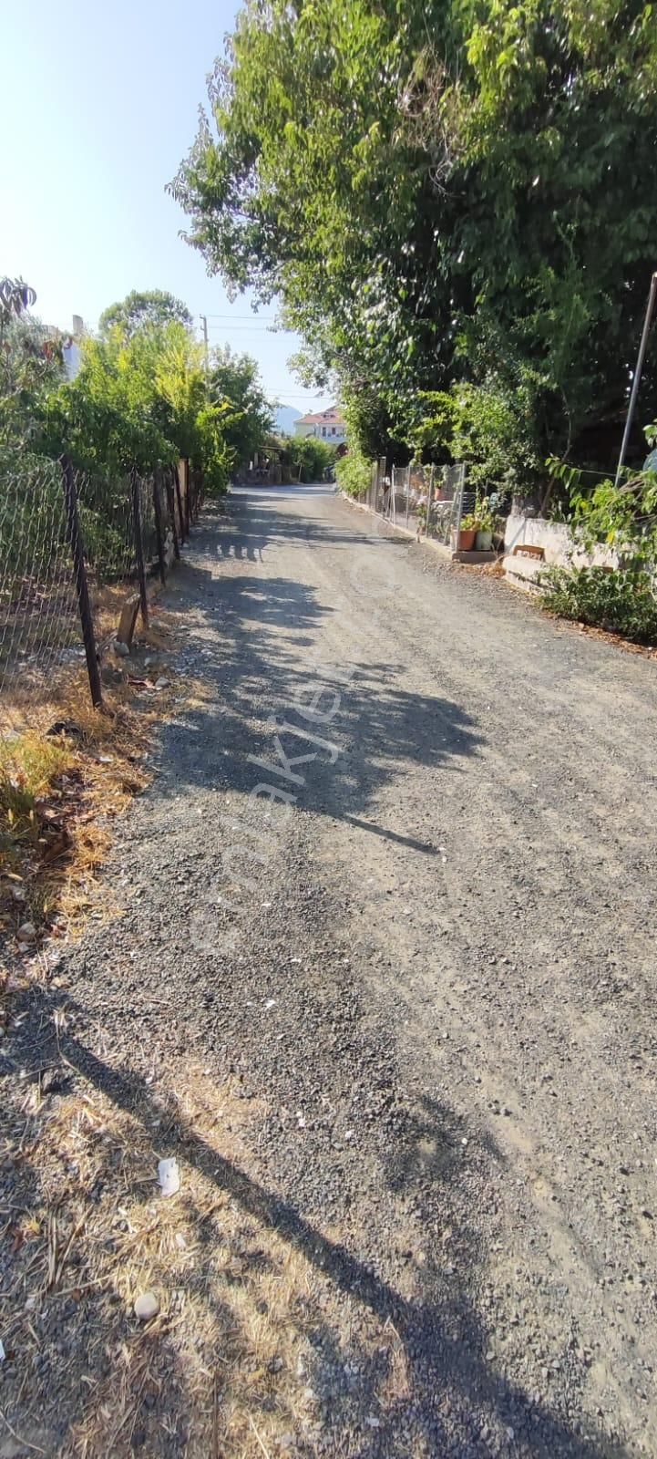 Ortaca Cumhuriyet Mah. 357 M2 Arsa İçinde 3 Katlı Ev Komple Satılık - Görsel 18