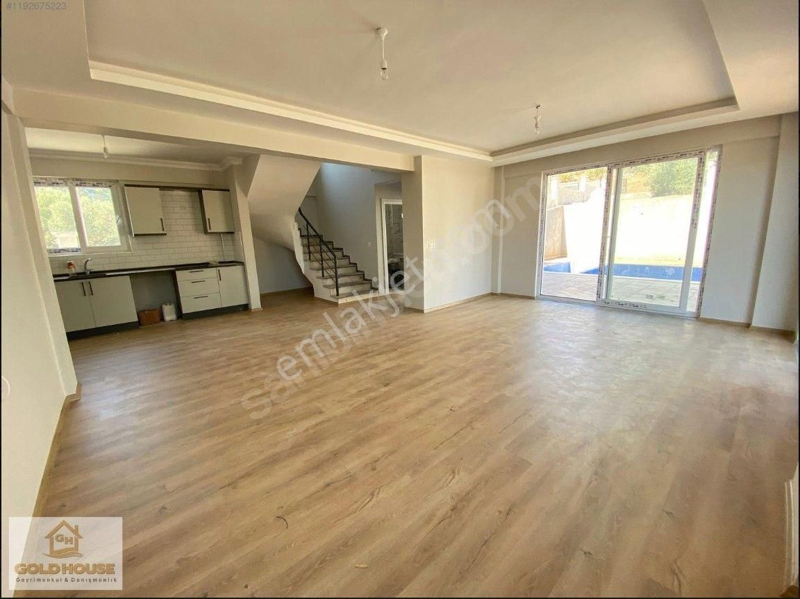 Goldhouse Dan Satılık Villa 450m2 Arsa İçin De Sıfır 3+1 Fırsat