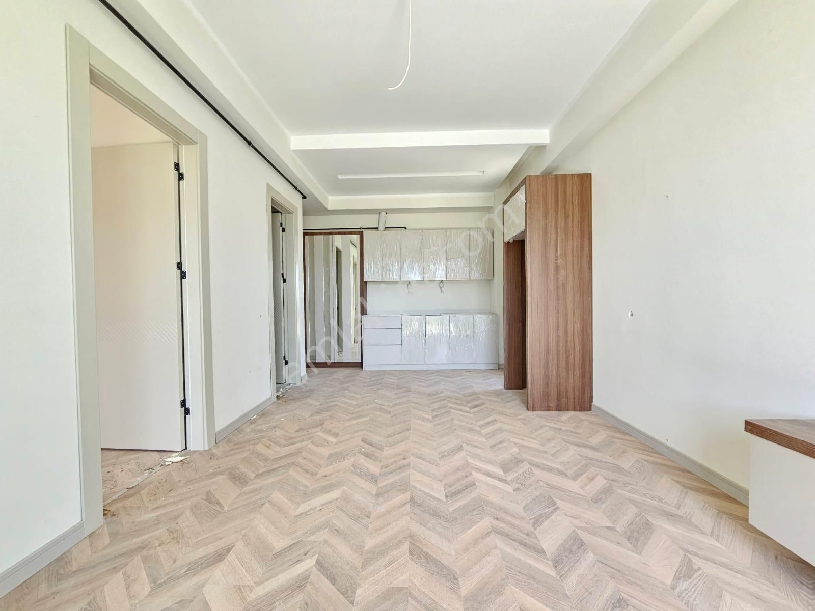 Denizli Karahasanlı'da 1+1 50 M2 Mükemmel Konumda Satılık Havuzlu Konsept Daireler