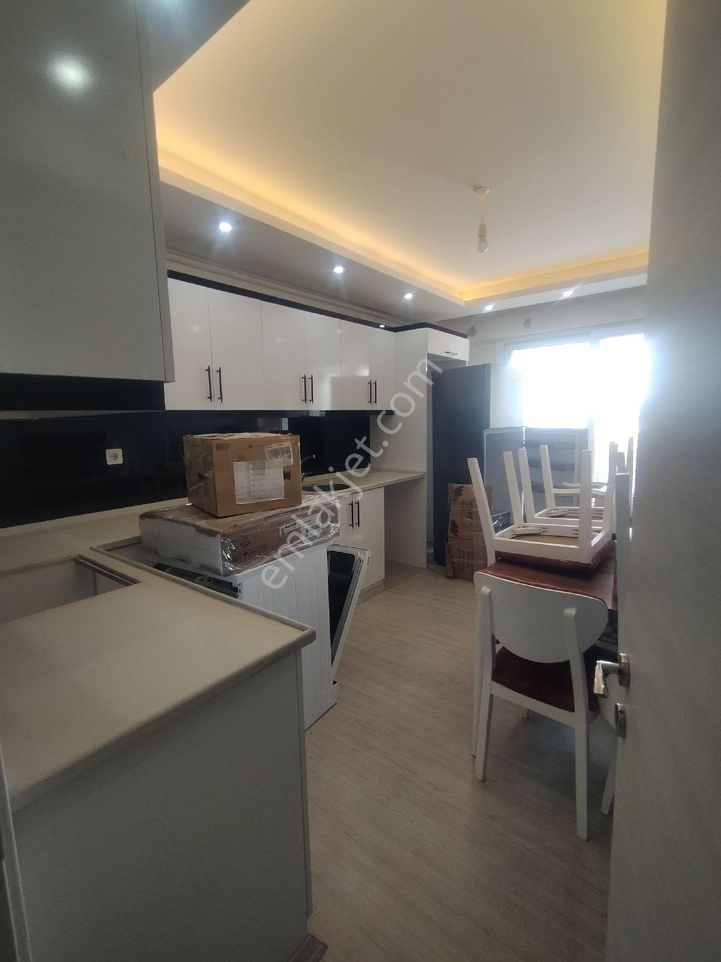 Kiralık Daire Yaşar Emlâk Tan