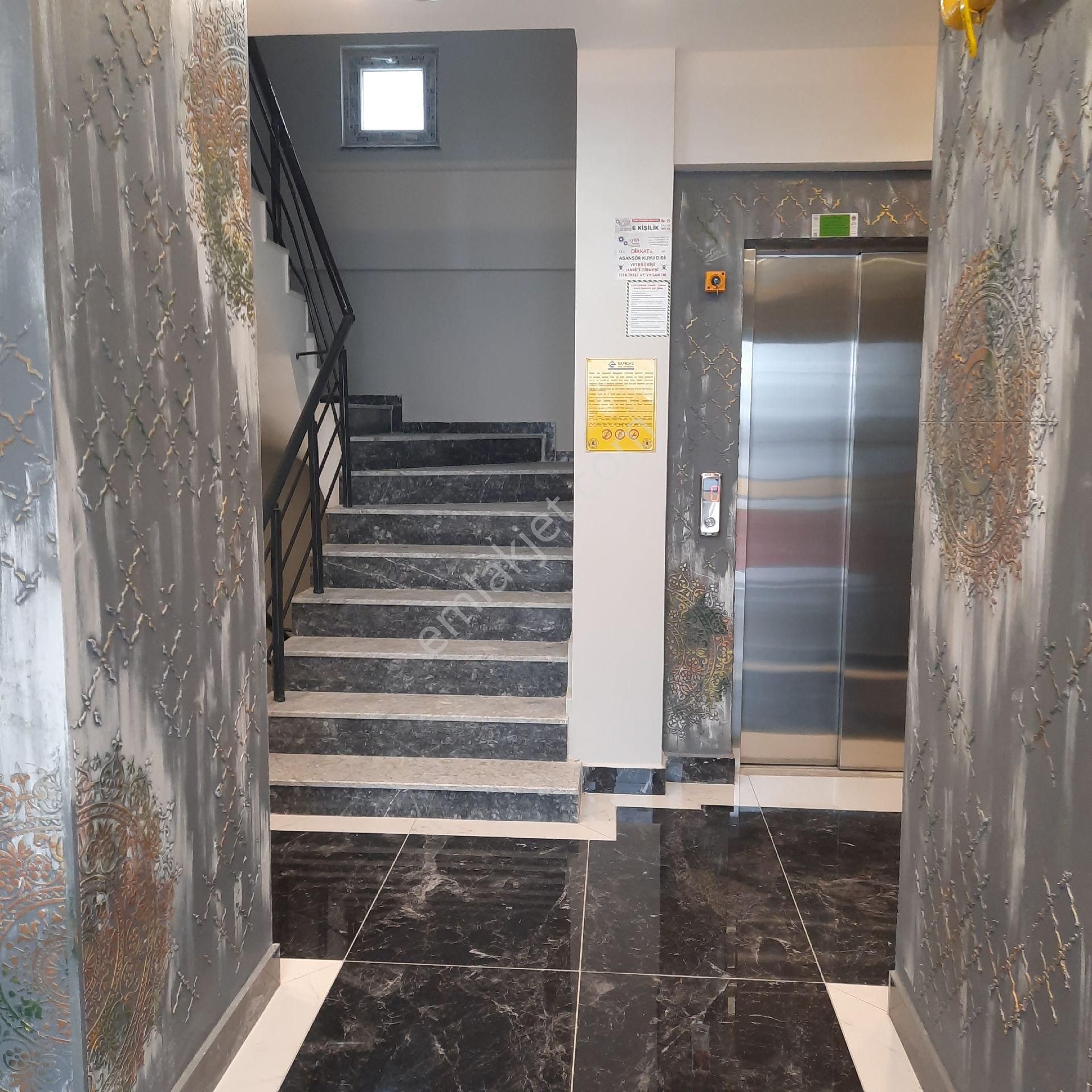 Atakum Körfez'de Tranvaya 50m Deniz Manzaralı 1+1 - Görsel 42