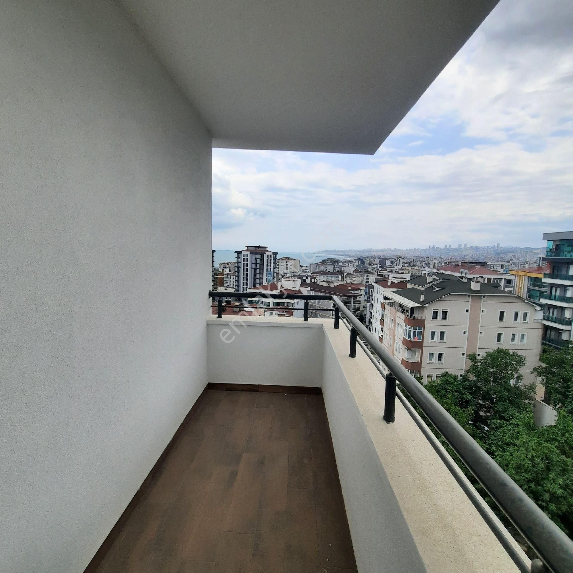 Atakum Körfez'de Tranvaya 50m Deniz Manzaralı 1+1 - Görsel 8