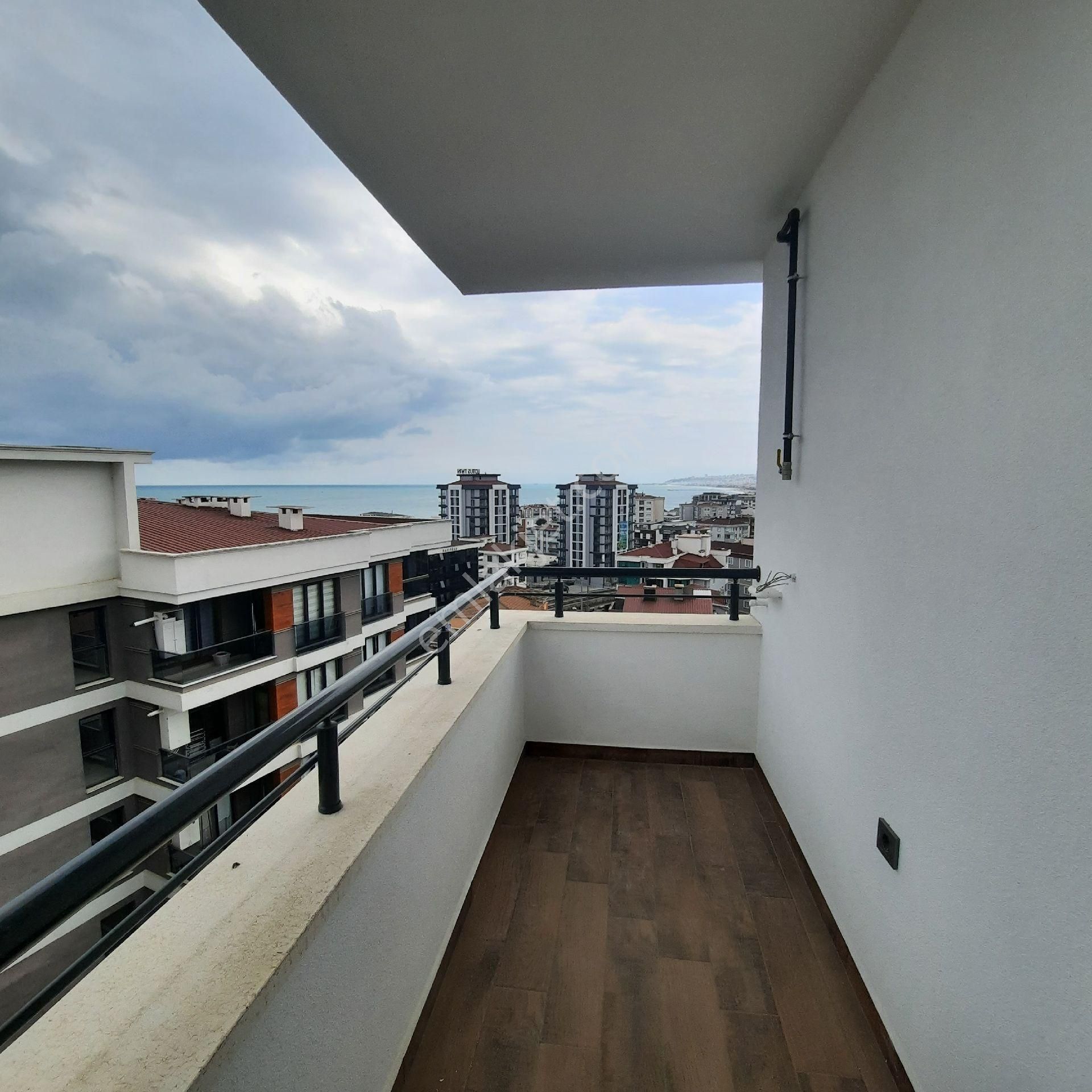 Atakum Körfez'de Tranvaya 50m Deniz Manzaralı 1+1 - Görsel 28