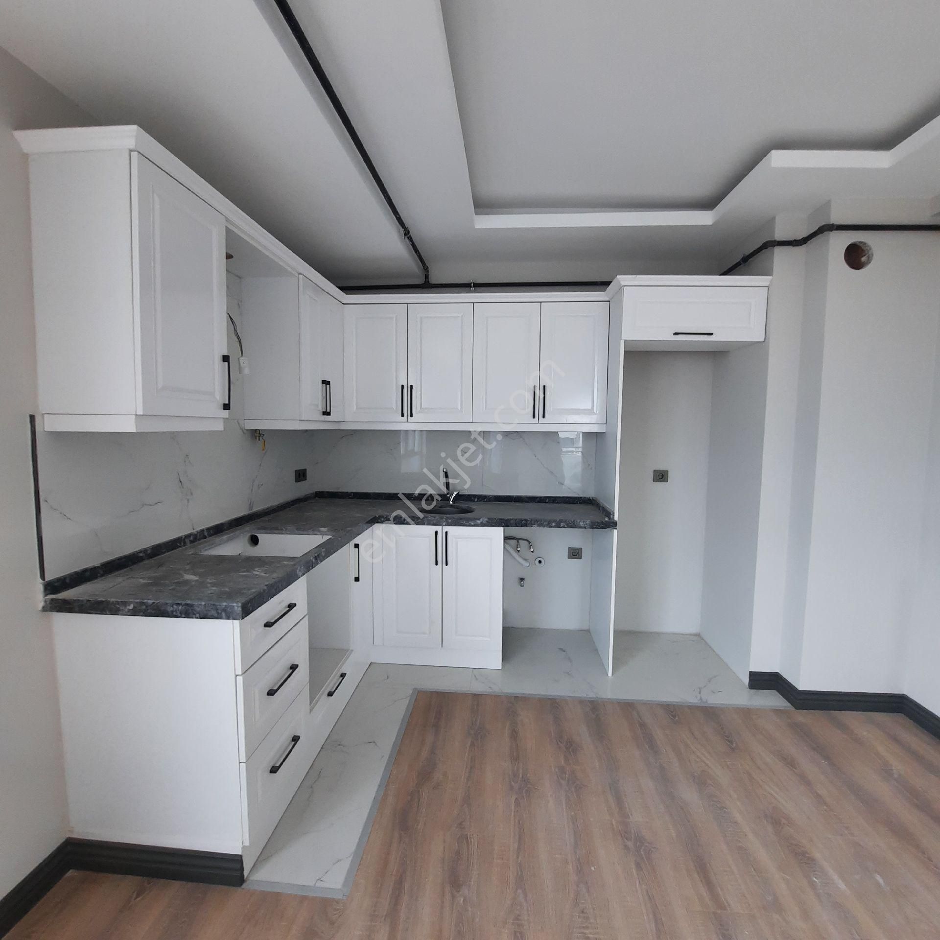 Atakum Körfez'de Tranvaya 50m Deniz Manzaralı 1+1 - Görsel 37