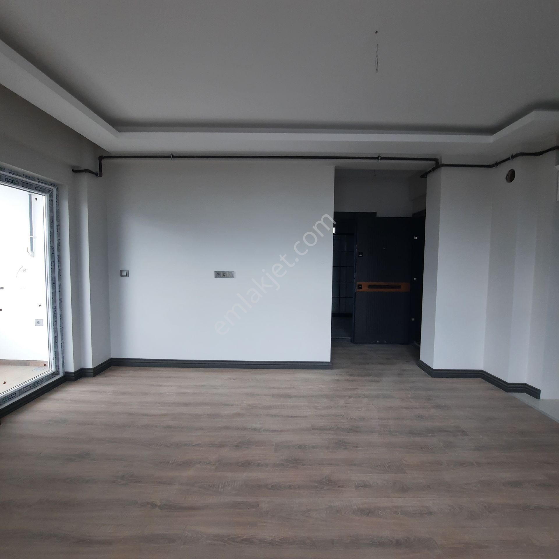 Atakum Körfez'de Tranvaya 50m Deniz Manzaralı 1+1 - Görsel 4