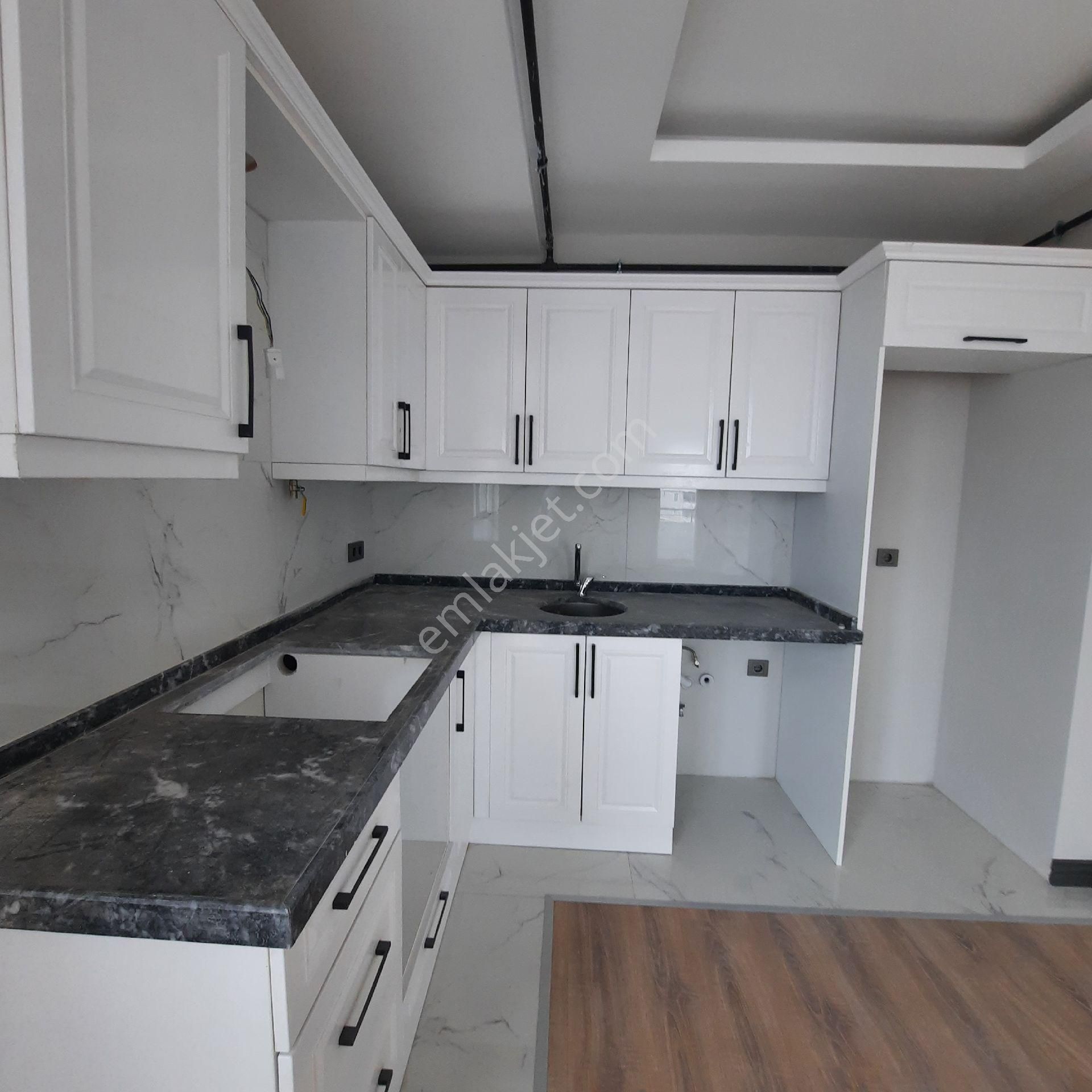 Atakum Körfez'de Tranvaya 50m Deniz Manzaralı 1+1 - Görsel 35